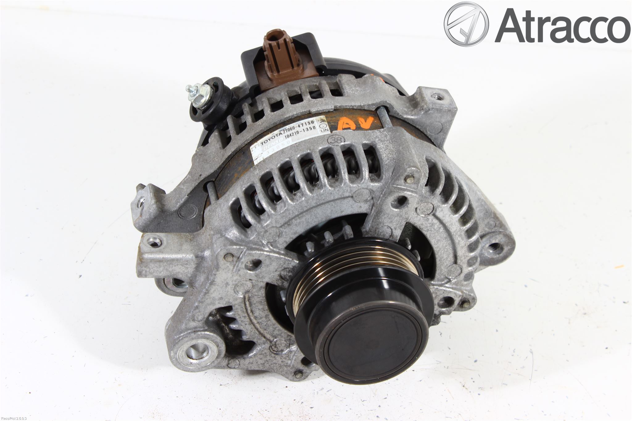 Toyota VERSO-S 11-16 Generator