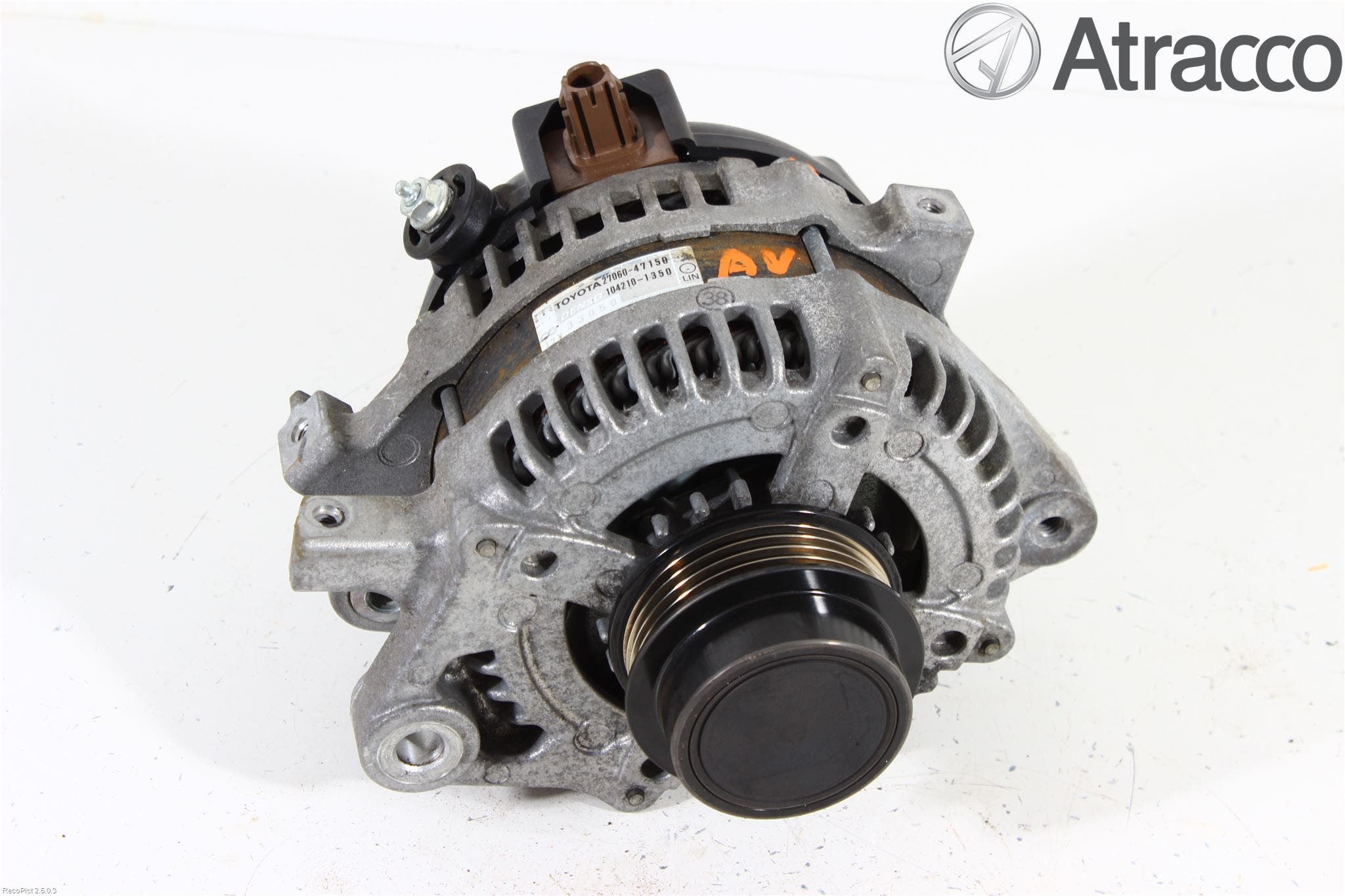 Toyota VERSO-S 11-16 Generator