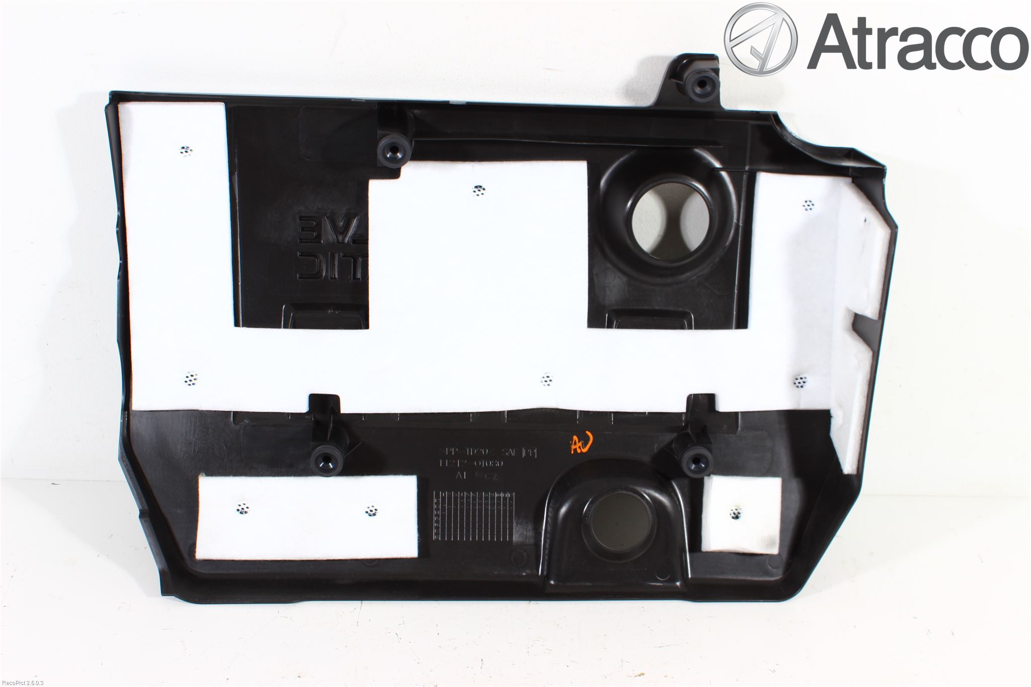 Toyota AURIS 13-19 Motorkåpa