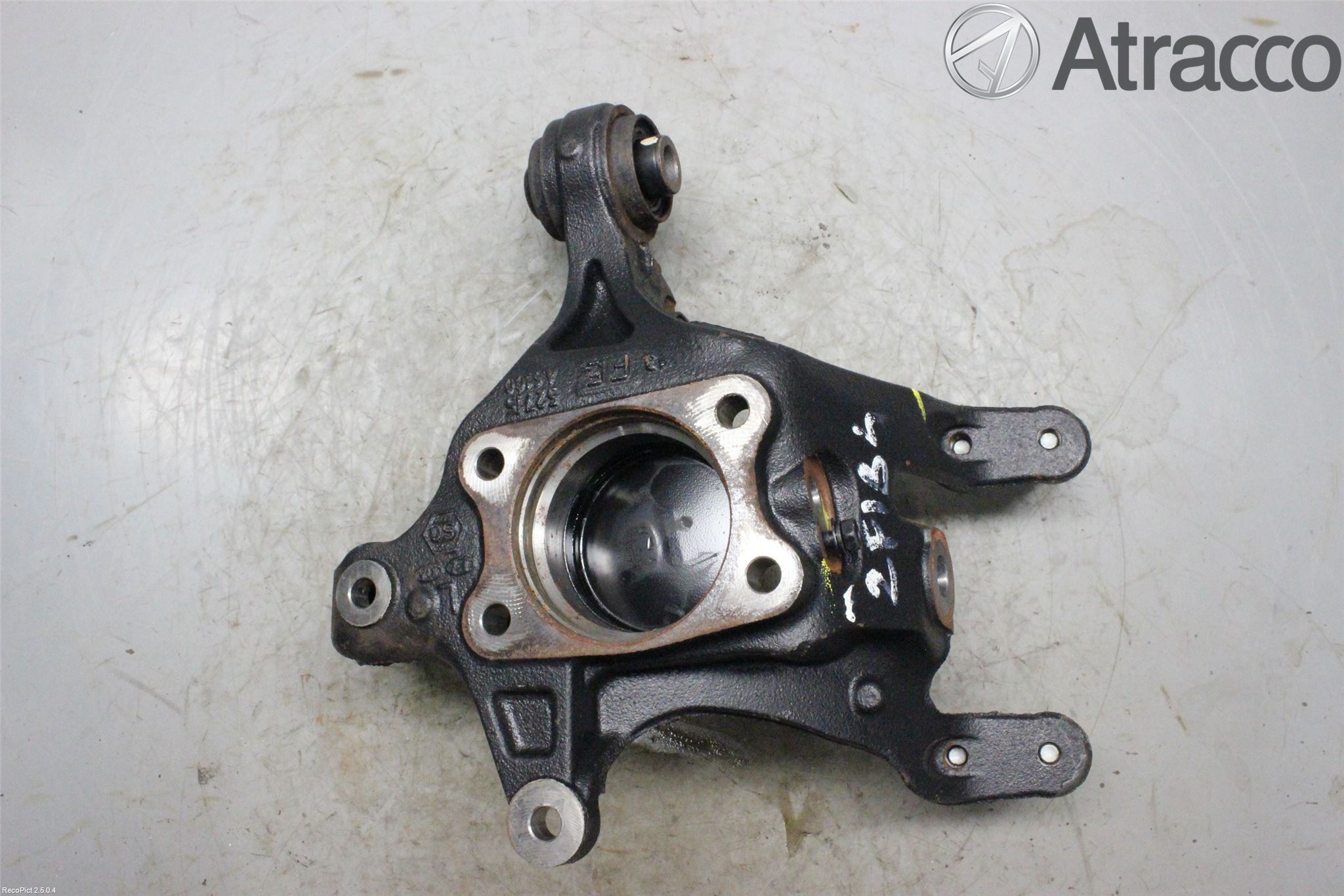 Hyundai i30 GD 13-17 Hjullagerhus-Spindel Vä B