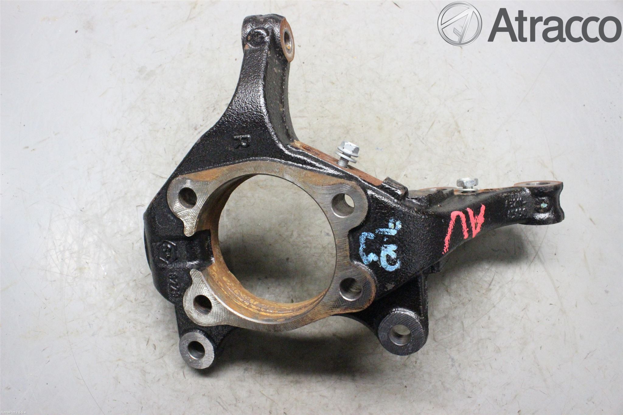 Toyota AURIS 13-19 Styrspindel Lagerhus Hö