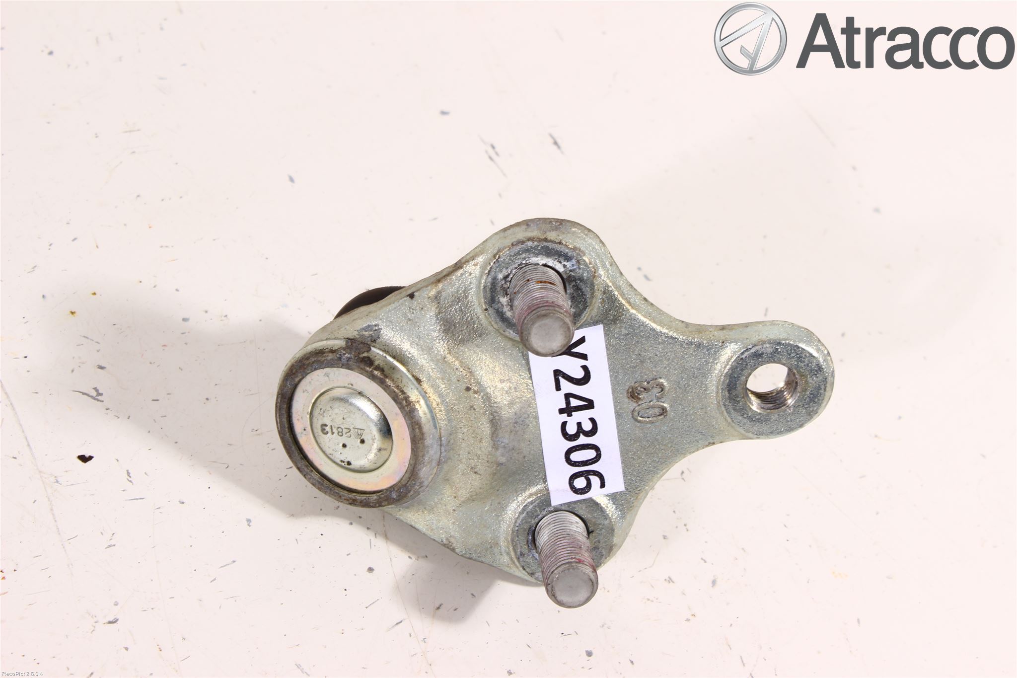 Toyota AURIS 13-19 Styrspindelled-Kulled