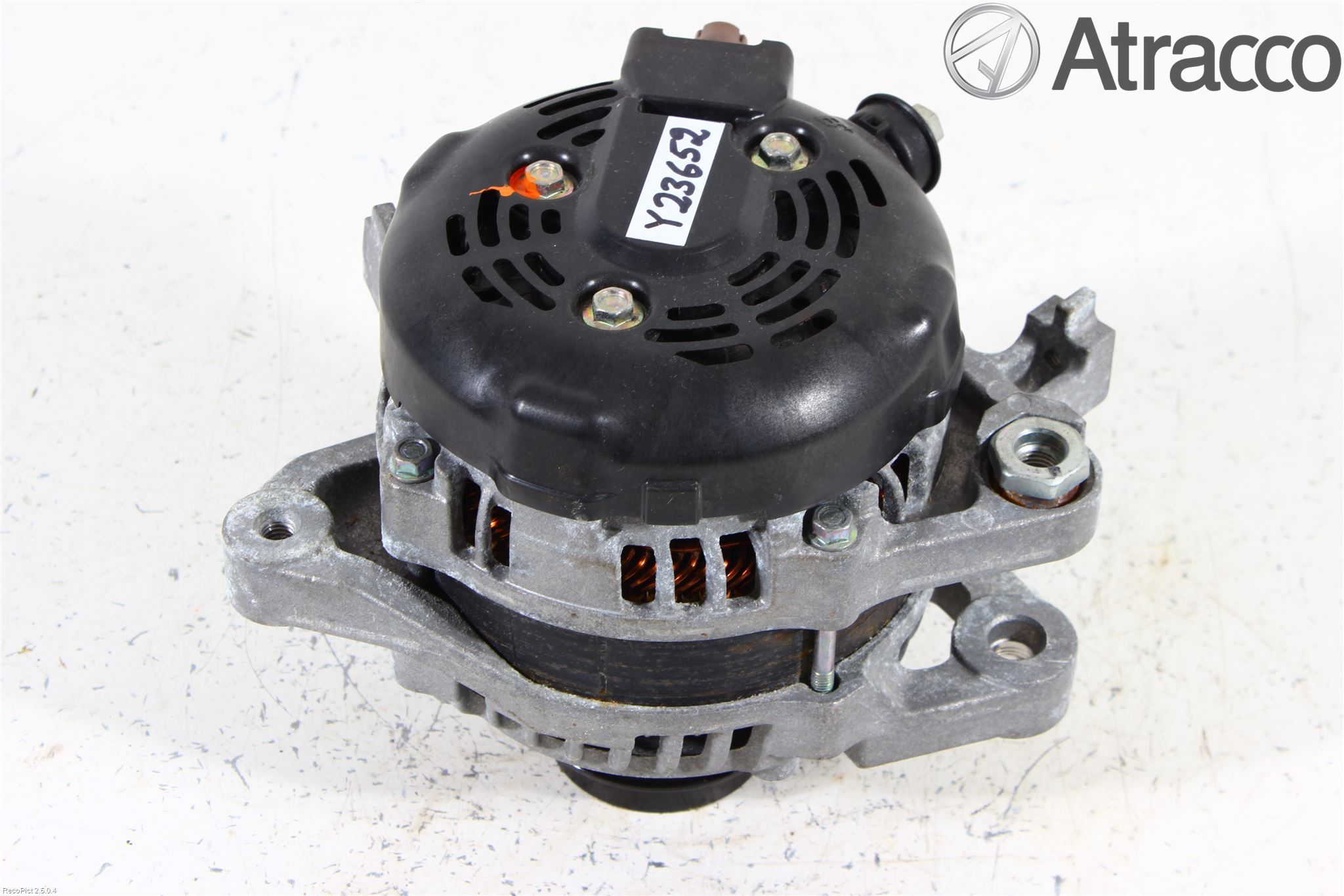 Toyota YARIS XP130 12-14 Generator