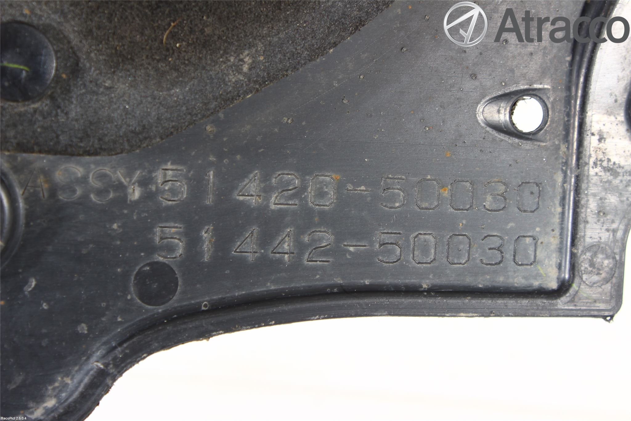 Lexus LS 460/600H 07-17 Hasplåt Plåt-Plast