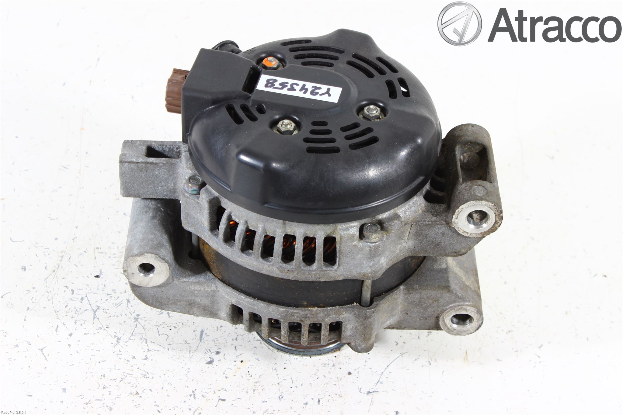 Toyota AVENSIS 09-15 Generator