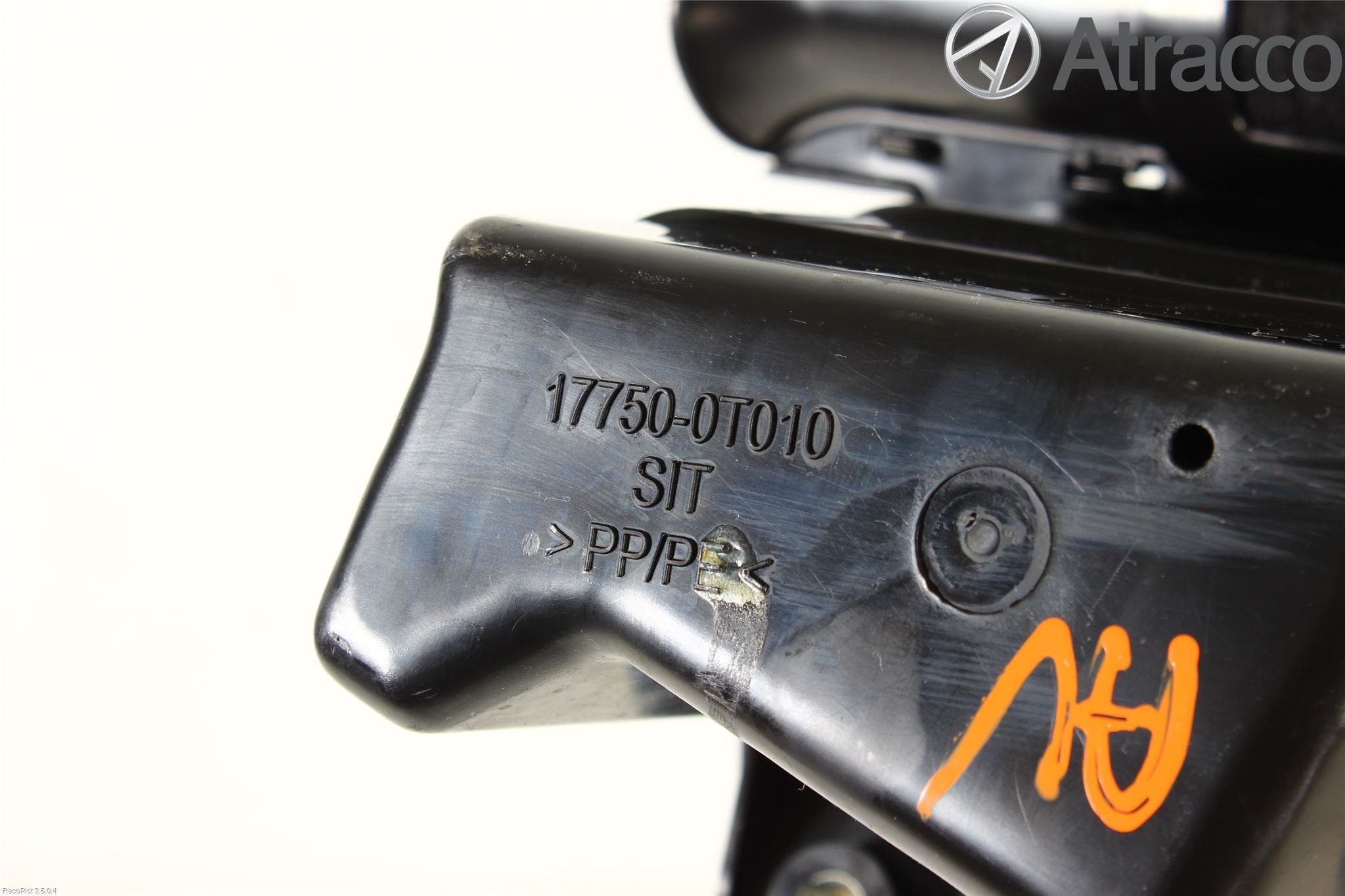 Toyota AURIS 13-19 Luftrenare