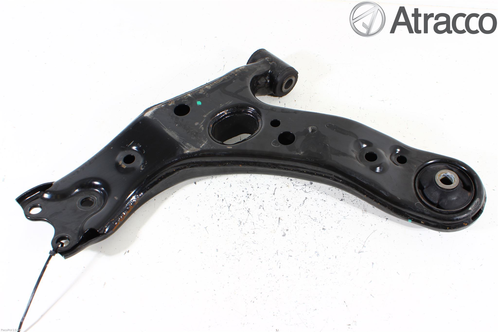 Toyota AURIS 13-19 Bärarm Fram Undre Hö