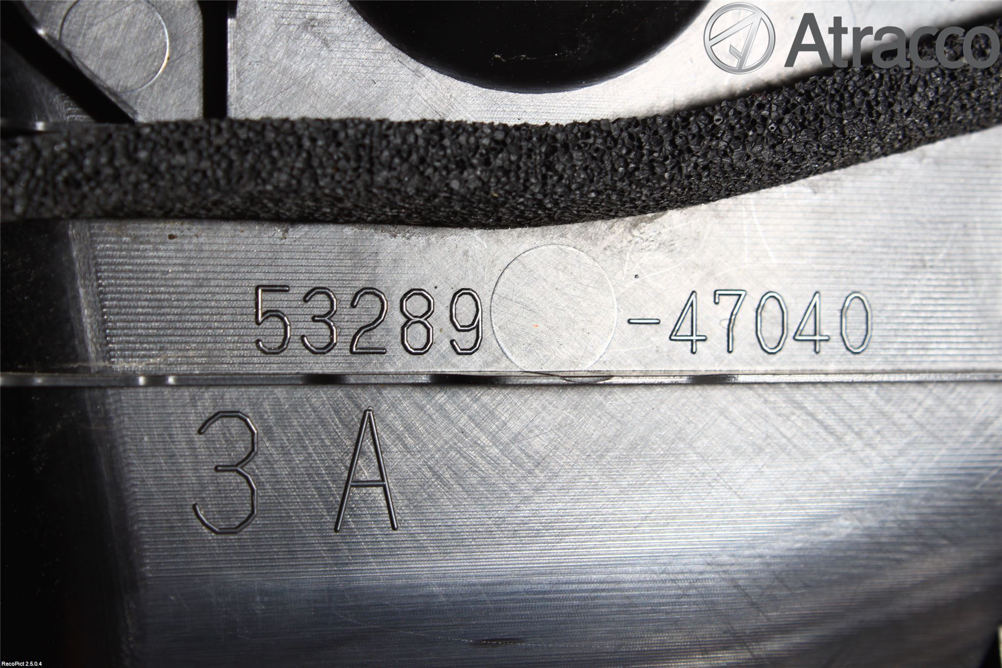 Toyota PRIUS+ ZVW40 12-20 Frontplåt Övre