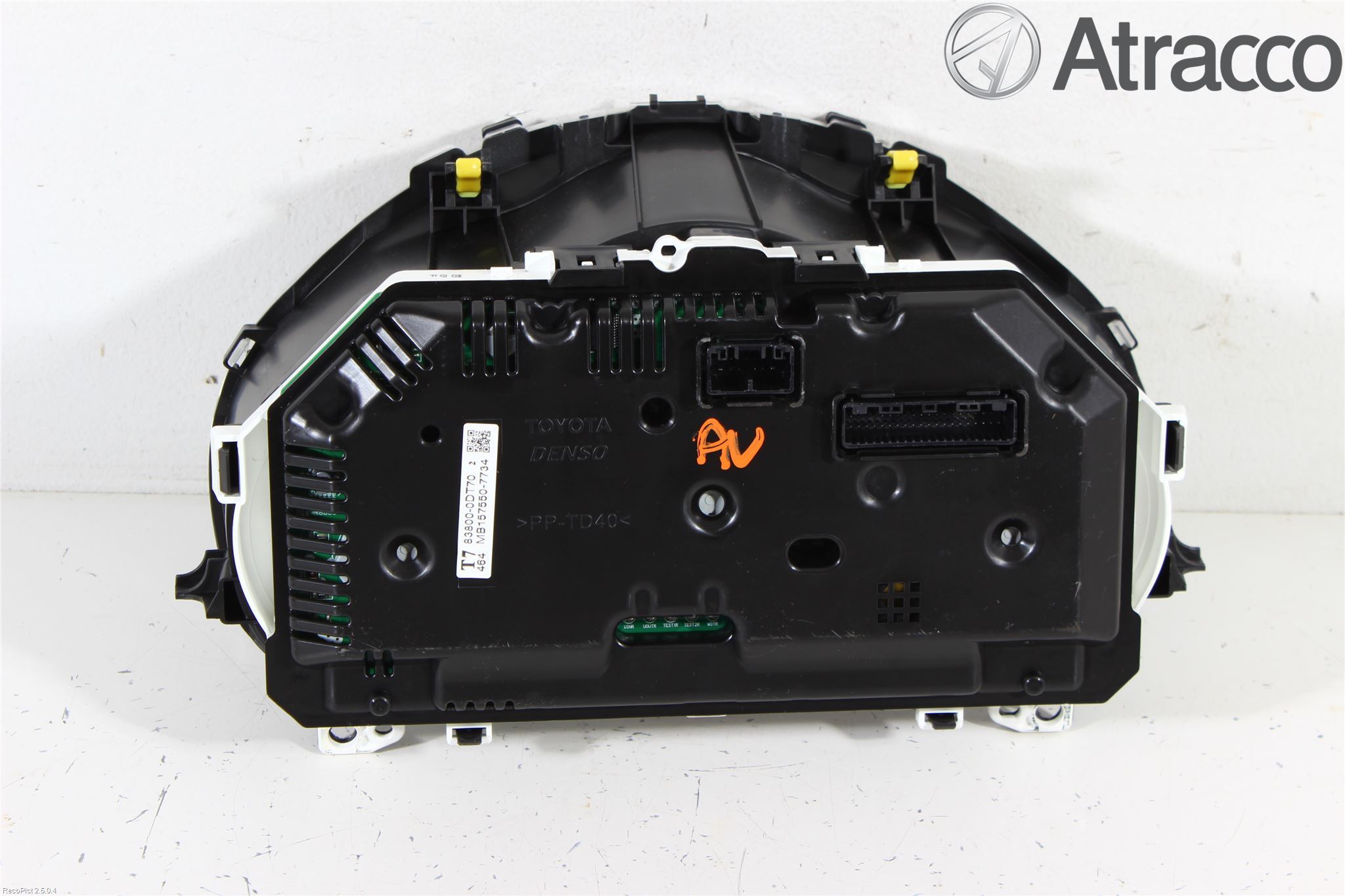 Toyota YARIS XP130 12-14 Instrument Komb