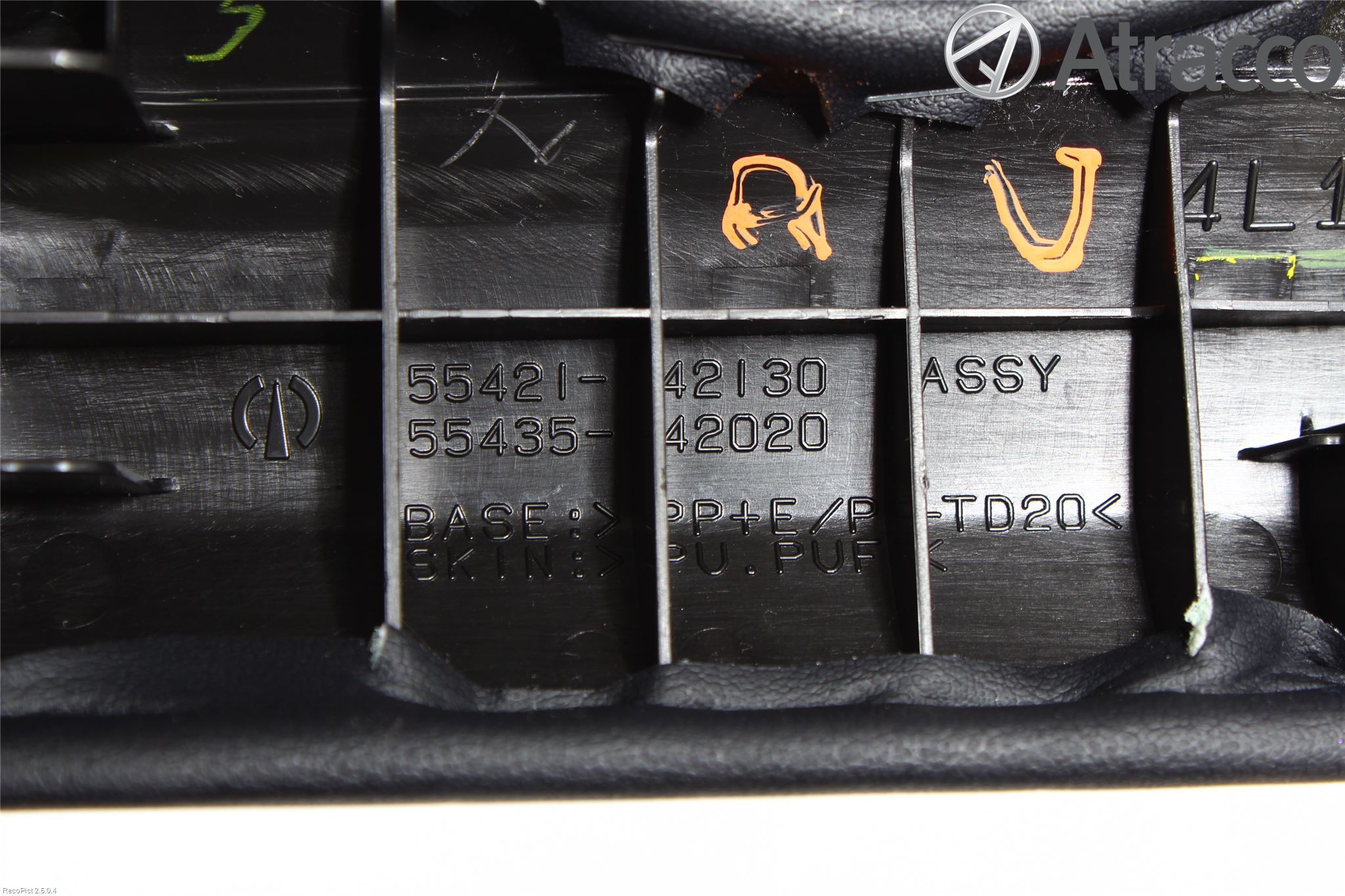 Toyota RAV4 13-18 Instrumentbräda Inlägg-Dekorlist