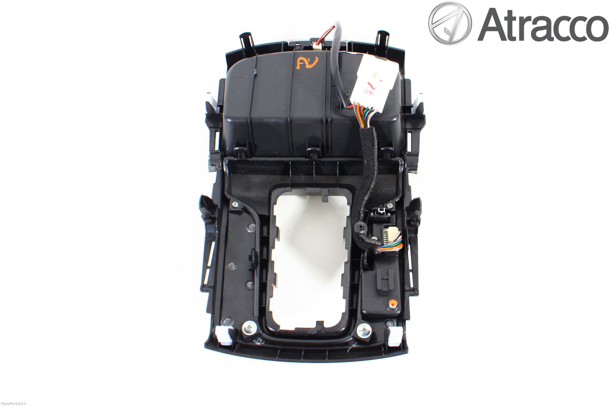 Hyundai i30 GD 13-17 Instrumentkonsoll Mitt