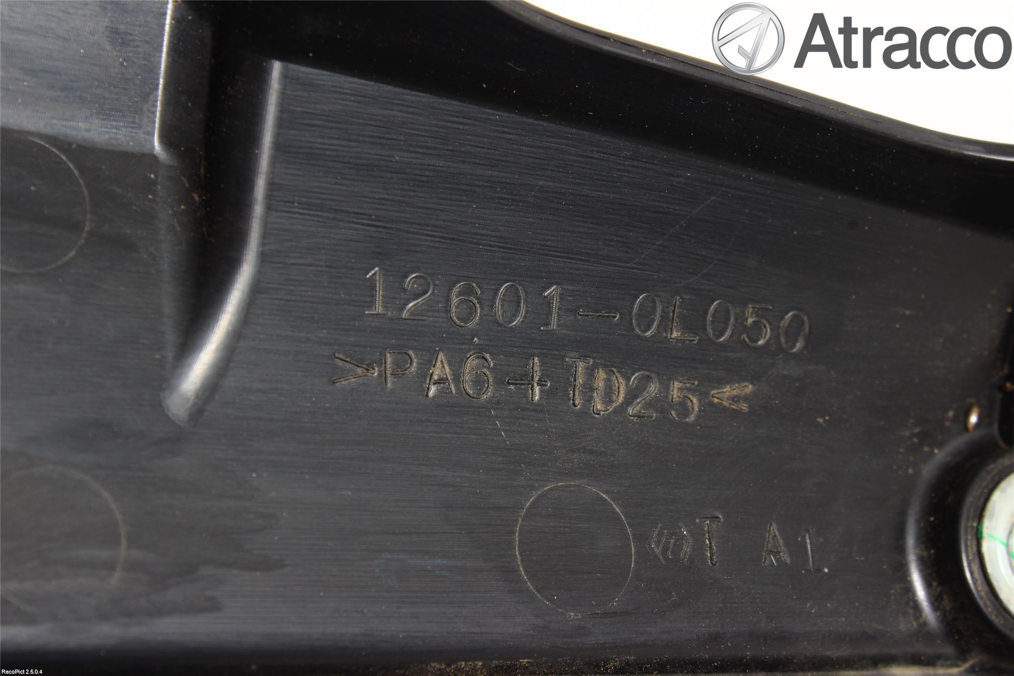 Toyota HILUX 05-16 Motorkåpa