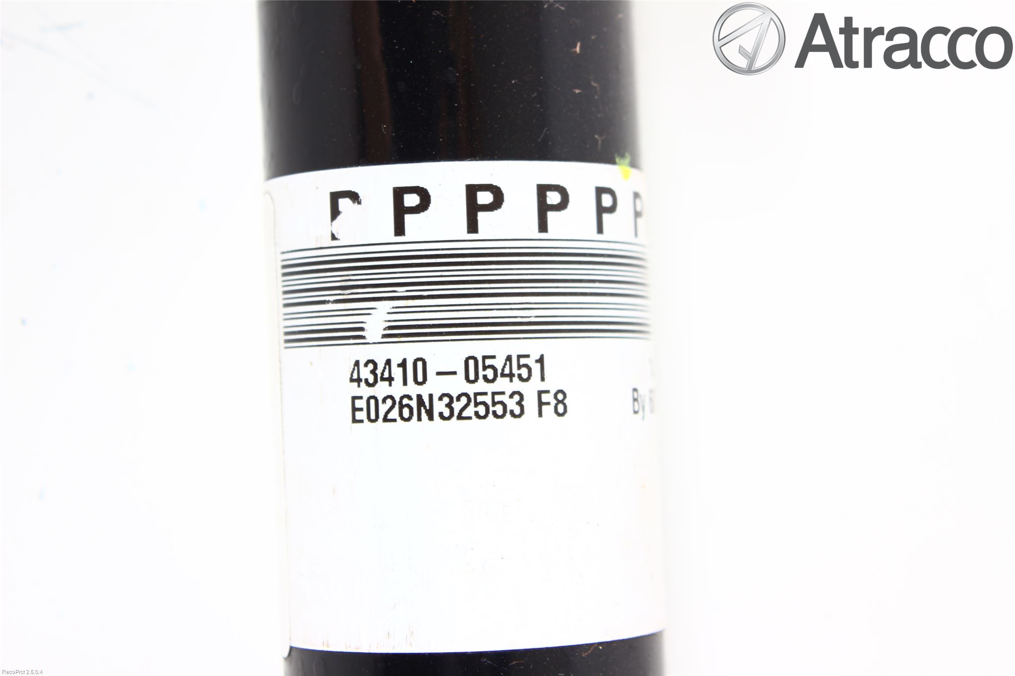 Toyota AVENSIS 09-15 Drivaxel Fram Höger