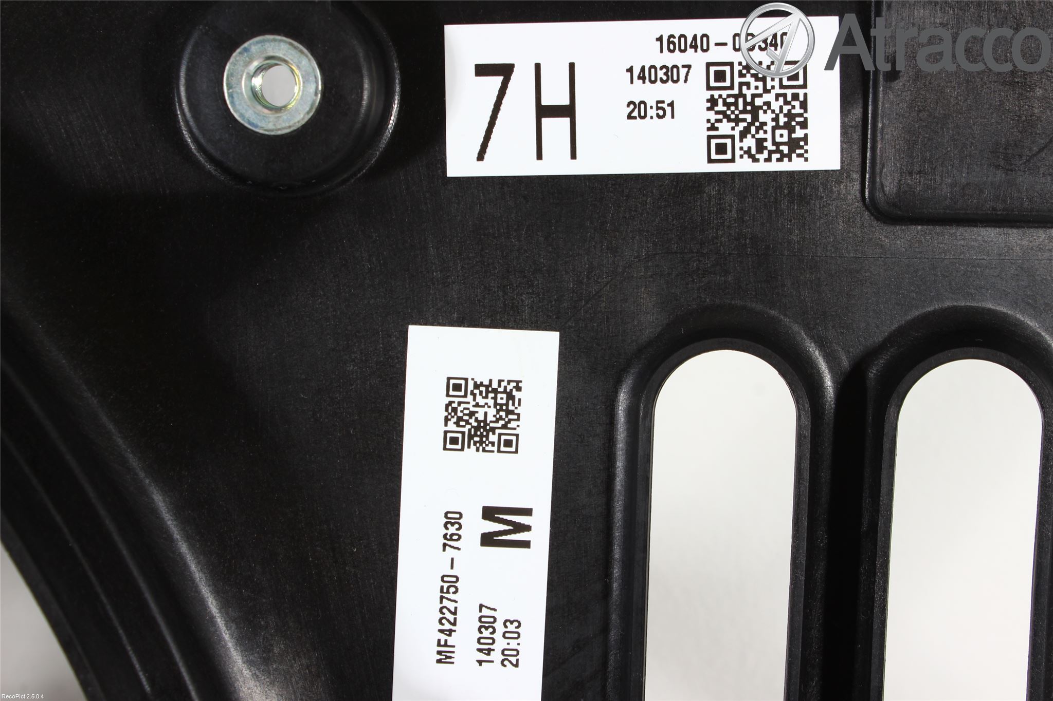 Toyota AVENSIS 09-15 Kylfläktkåpa