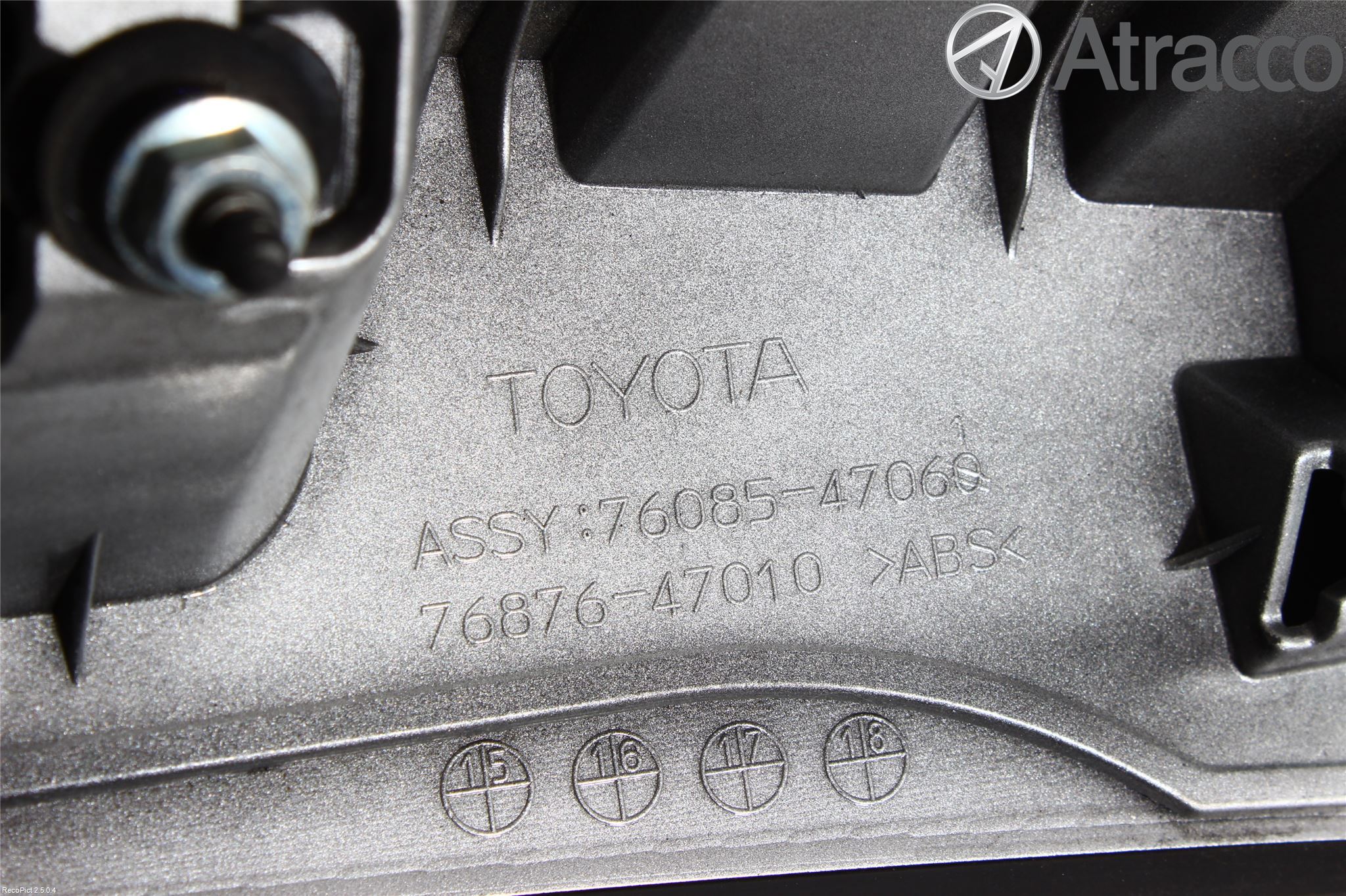 Toyota PRIUS+ ZVW40 12-20 Spoiler Baklucka