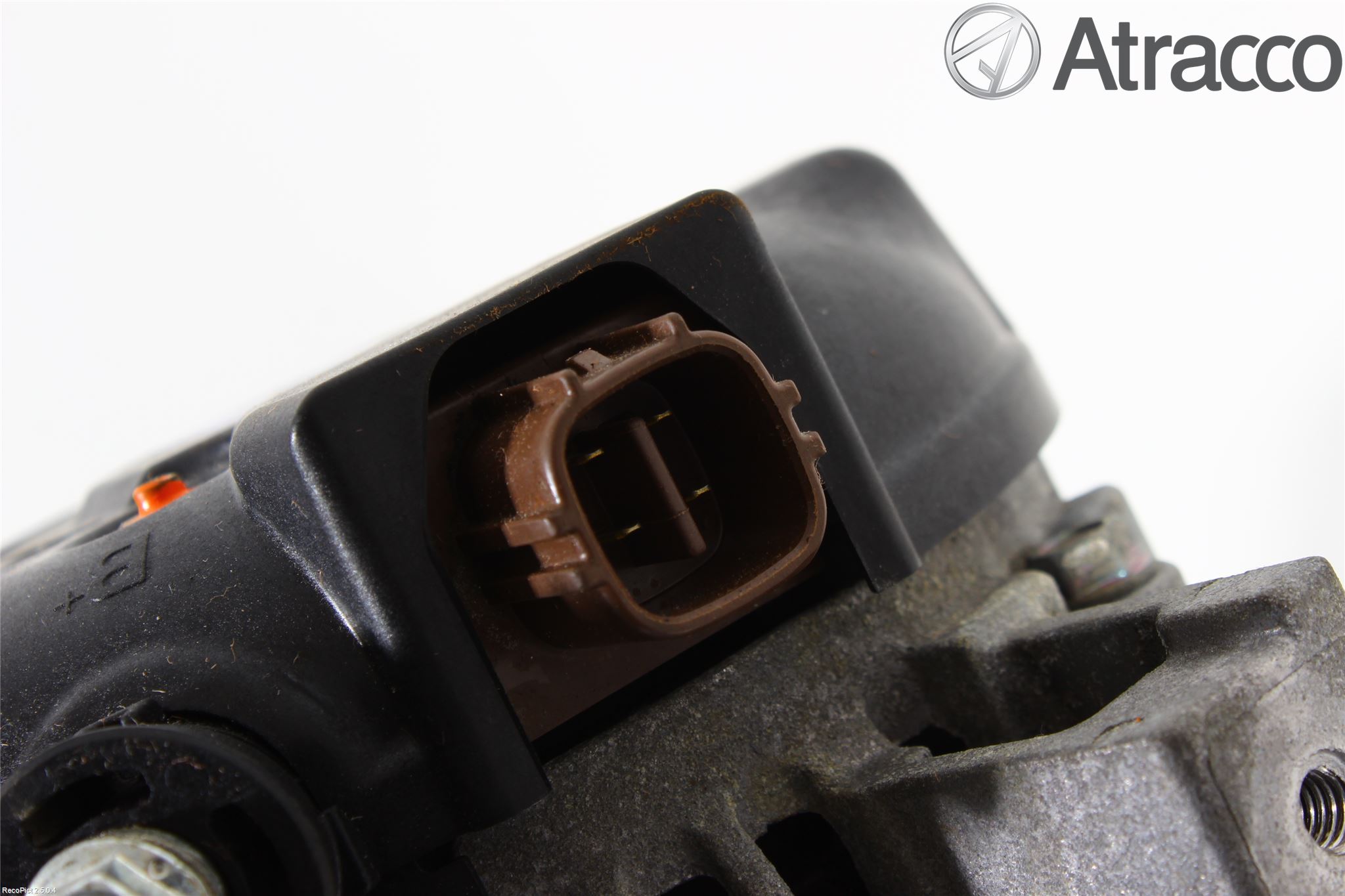 Toyota AVENSIS 09-15 Generator