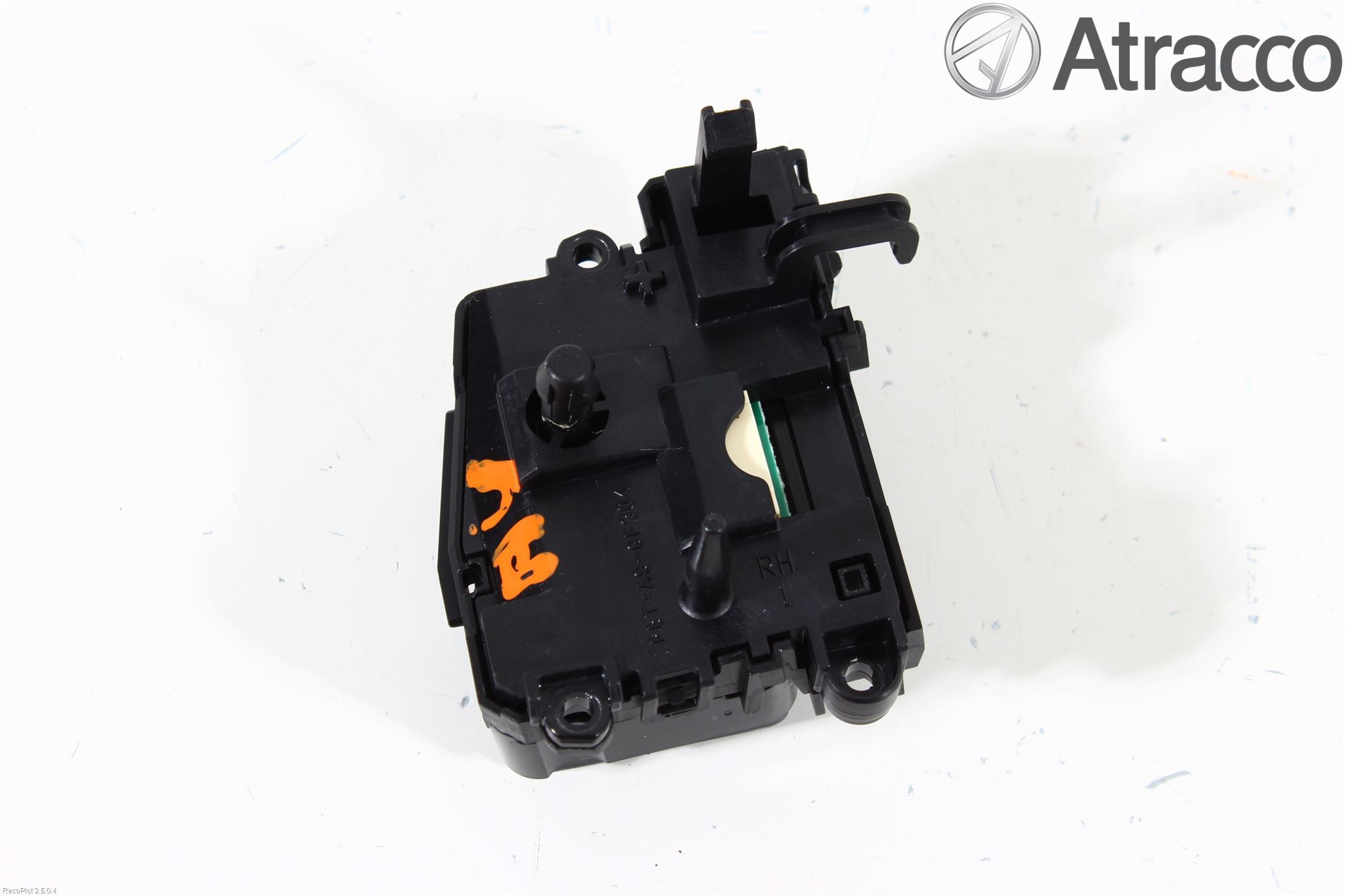 Toyota VERSO-S 11-16 Telefon