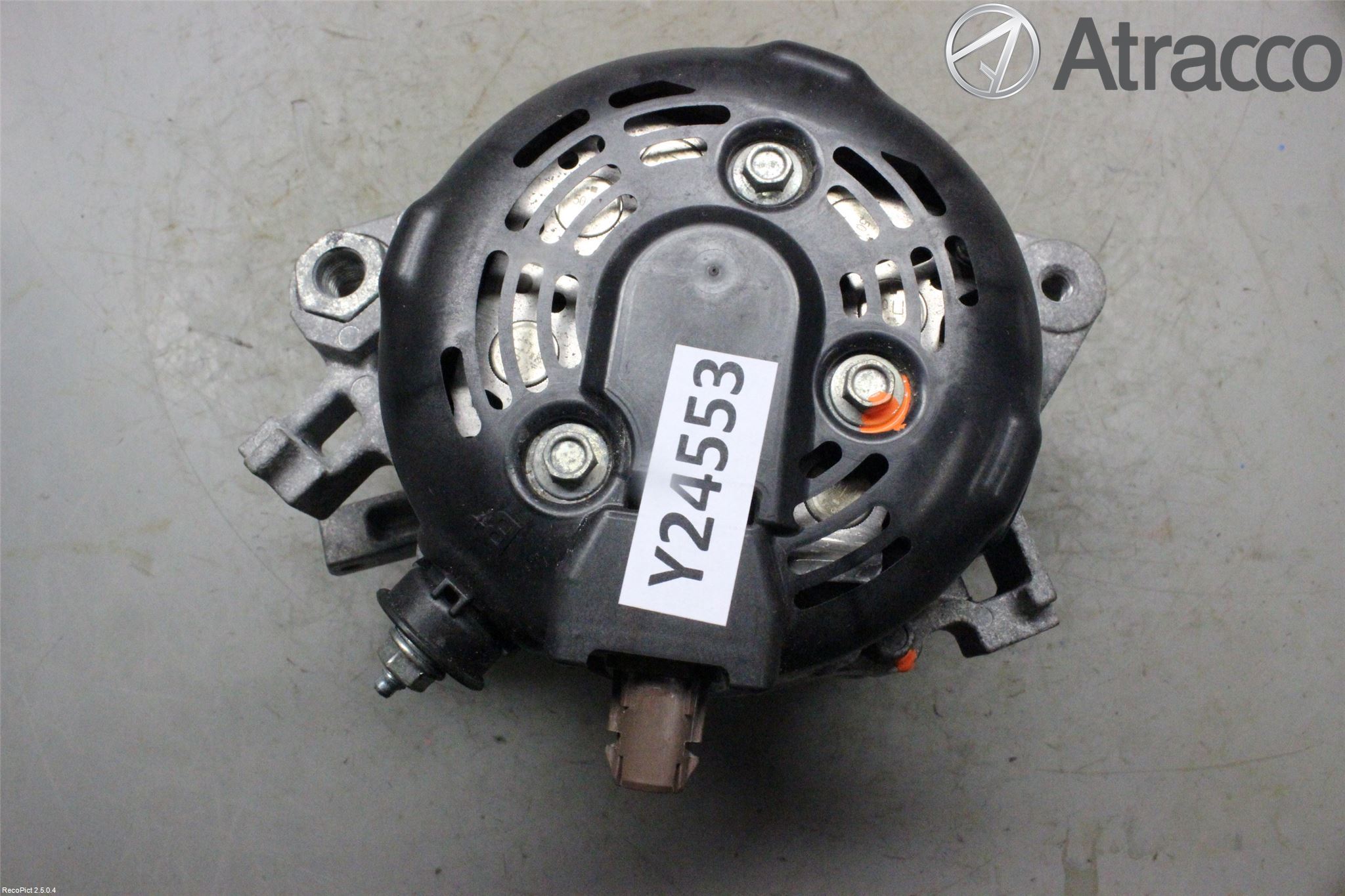 Toyota YARIS XP130 12-14 Generator