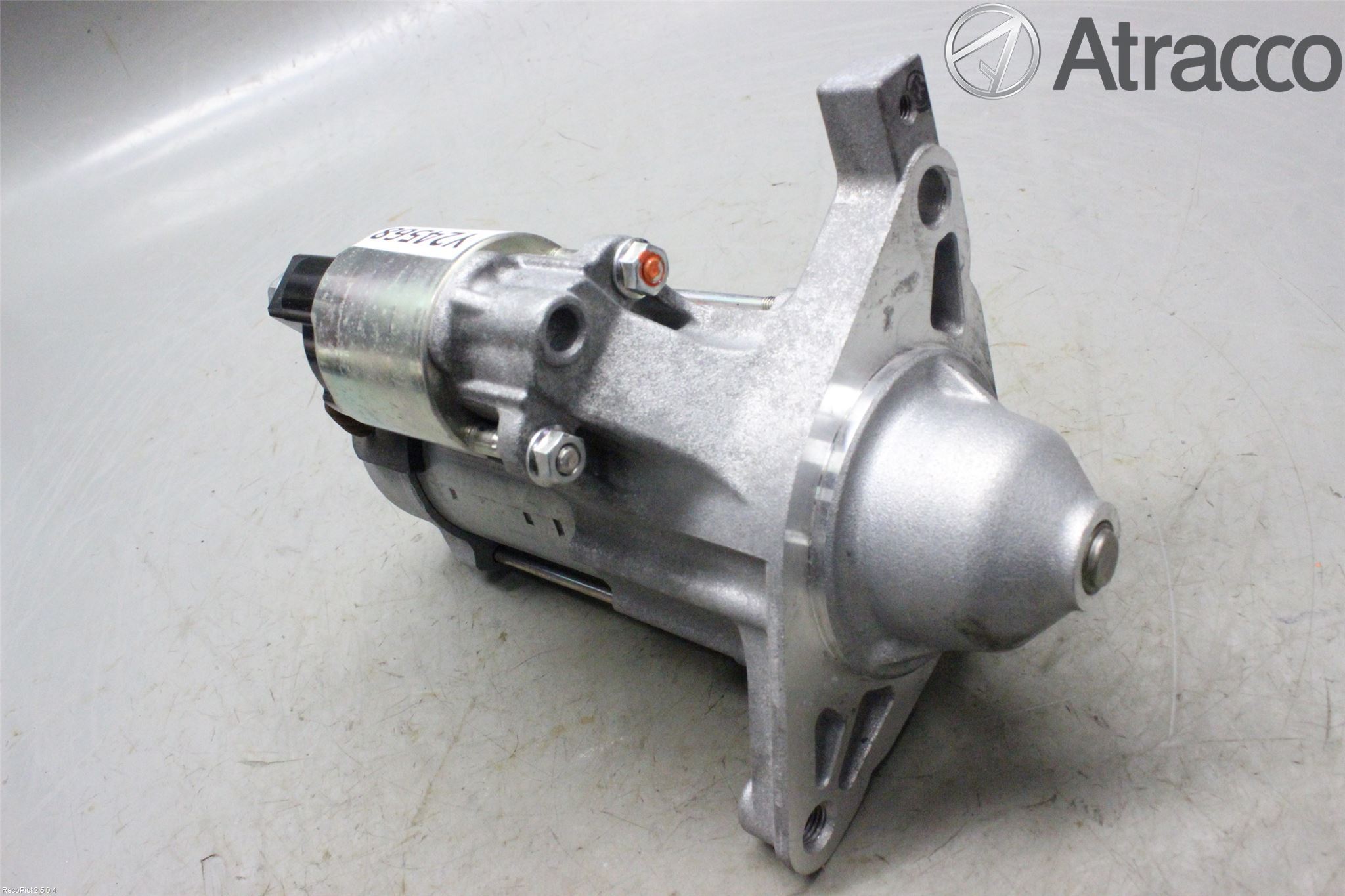 Toyota YARIS XP130 12-14 Startmotor