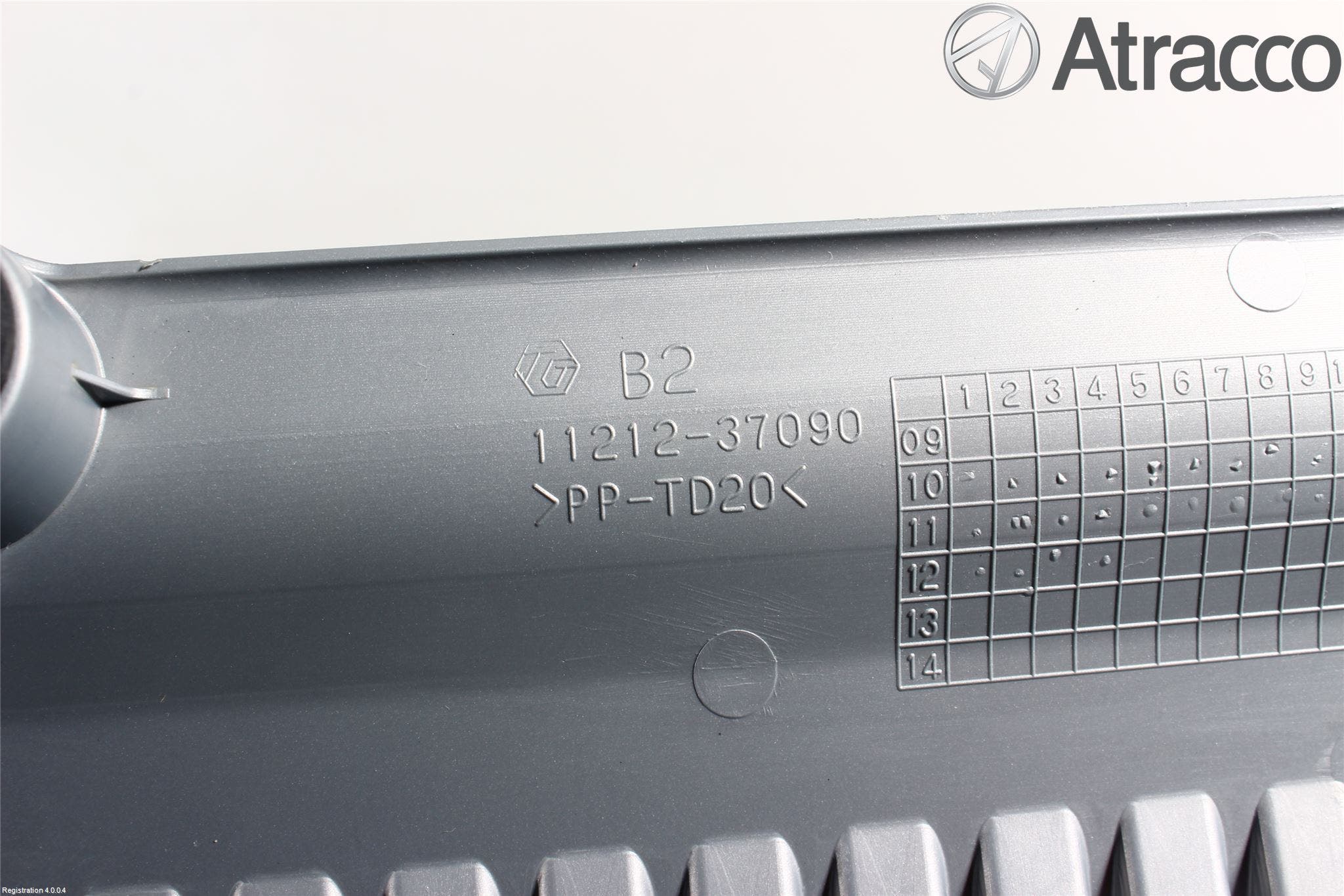 Toyota PRIUS+ ZVW40 12-20 Motorkåpa