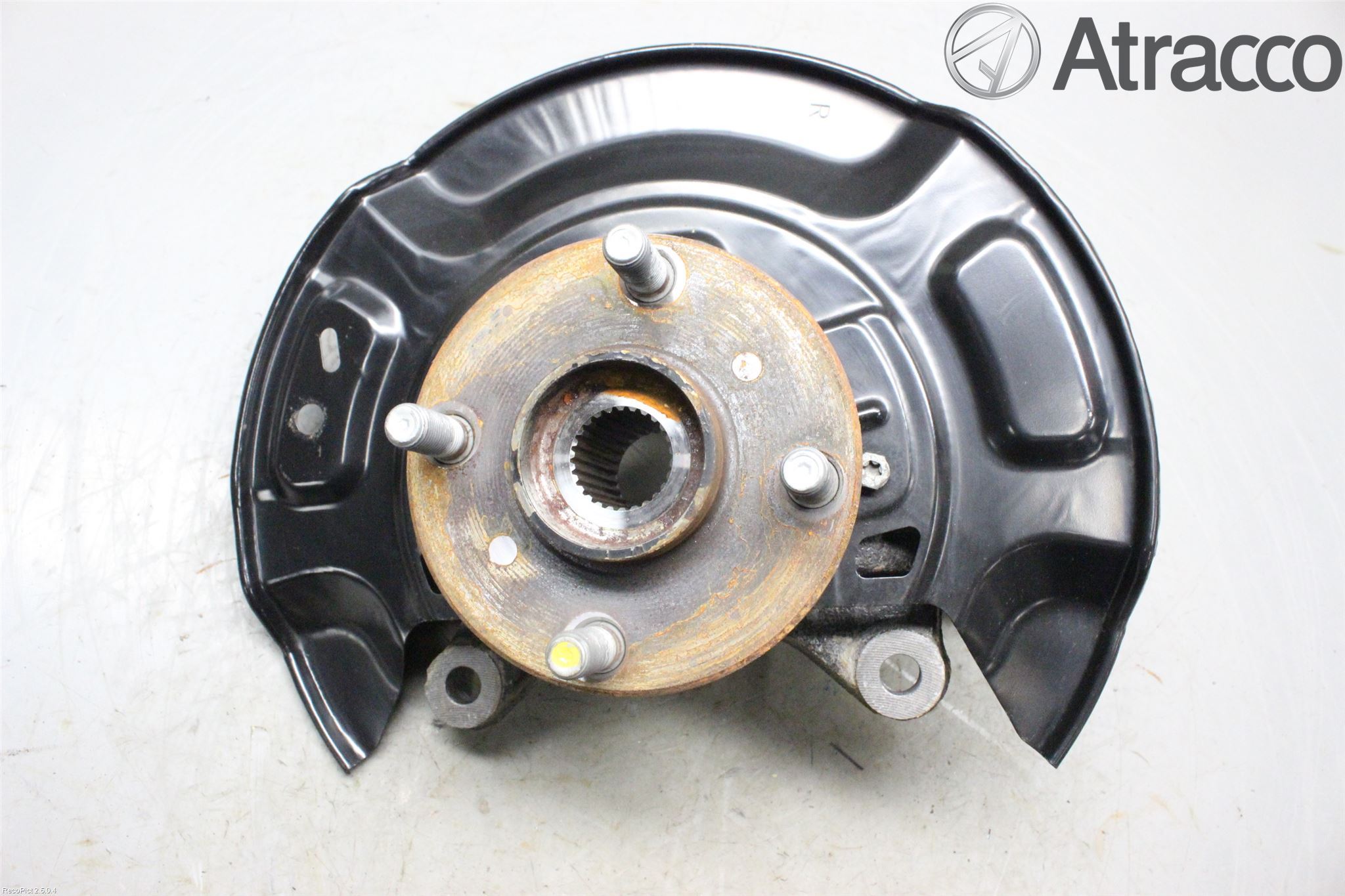 Toyota YARIS XP130 12-14 Styrspindel Lagerhus Hö