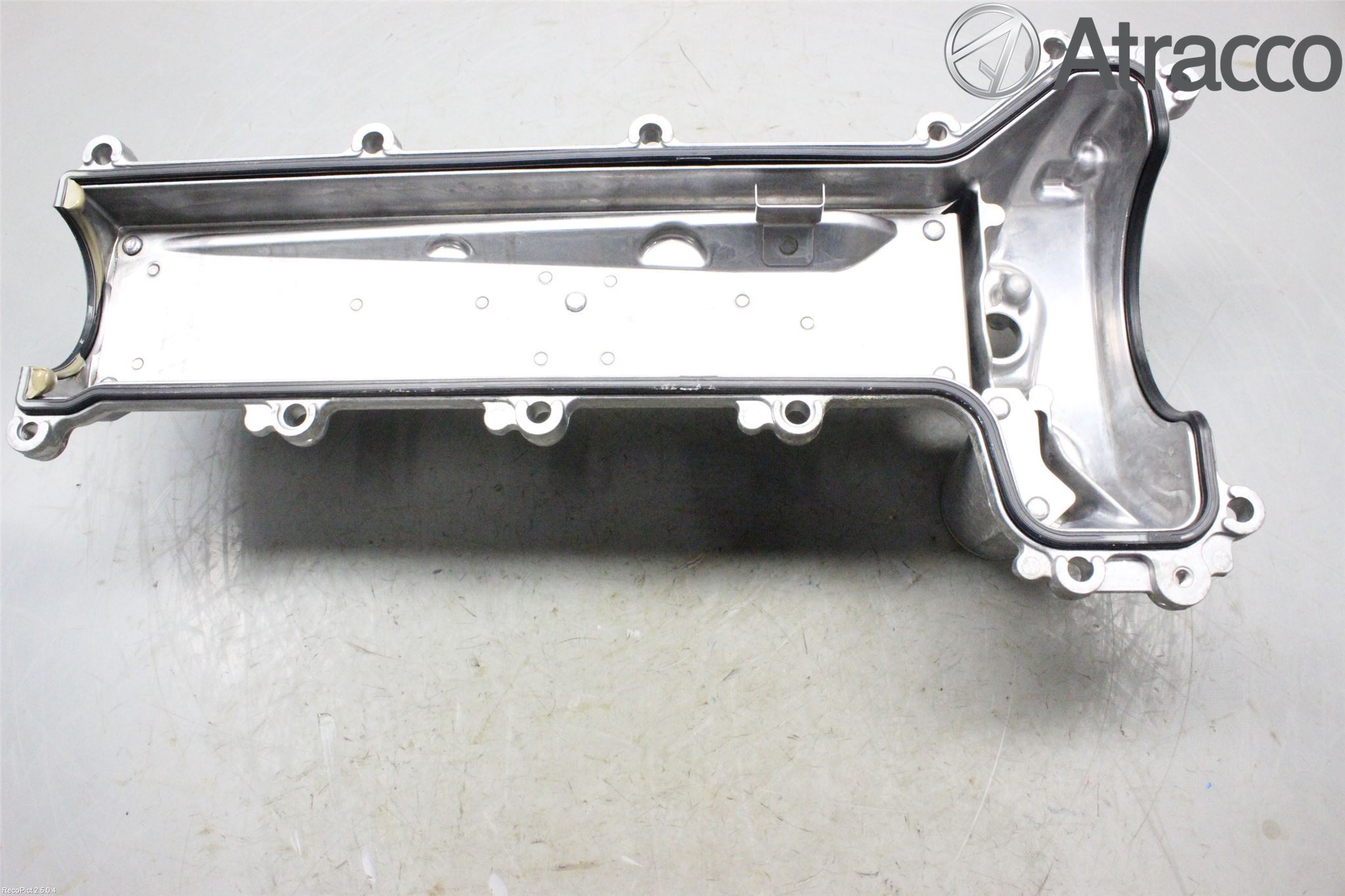 Toyota YARIS XP130 12-14 Ventilkåpa