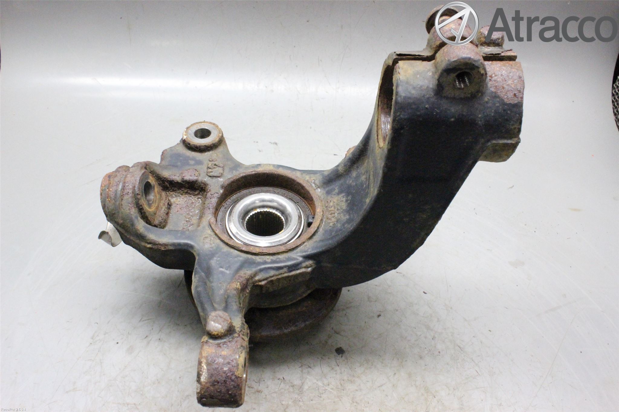 Ford MONDEO 07-15 Styrspindel Lagerhus Hö