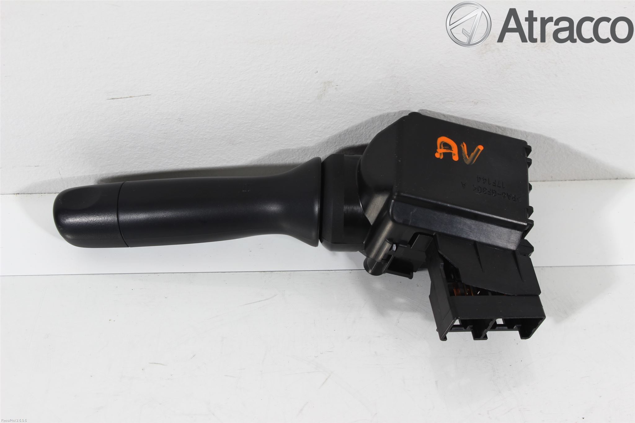 Toyota YARIS XP130 12-14 Spak Torkar-Spolomk