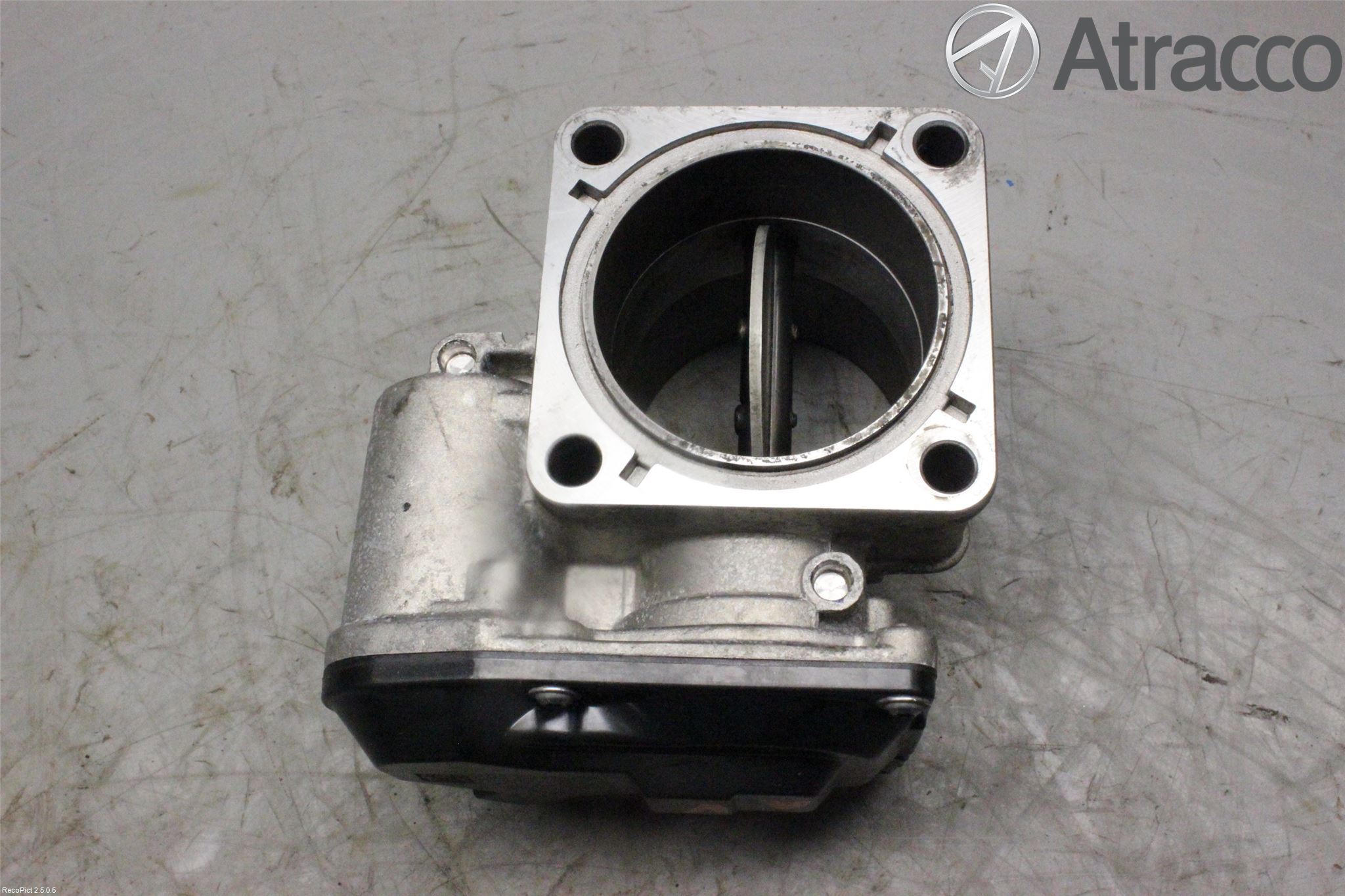 Hyundai SANTA FE 13-18 Injspjällhus