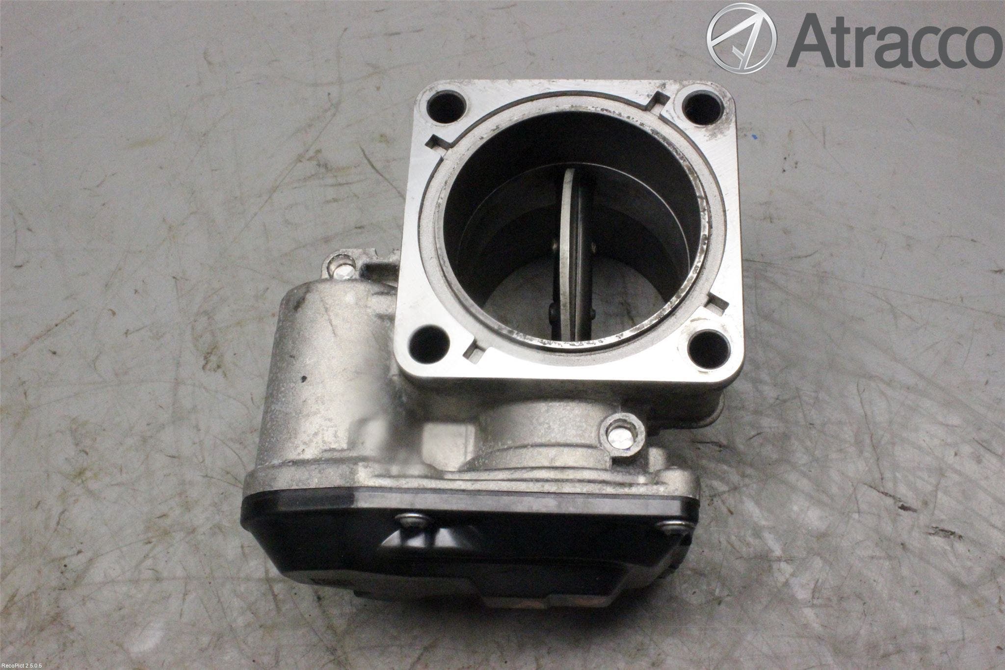 Hyundai SANTA FE 13-18 Injspjällhus