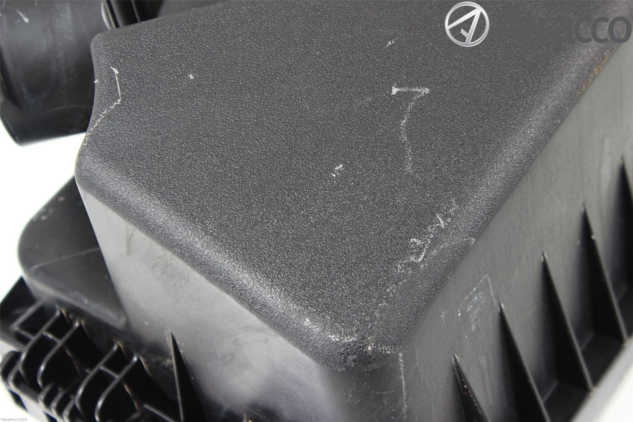 Toyota VERSO 09-18 Luftrenare