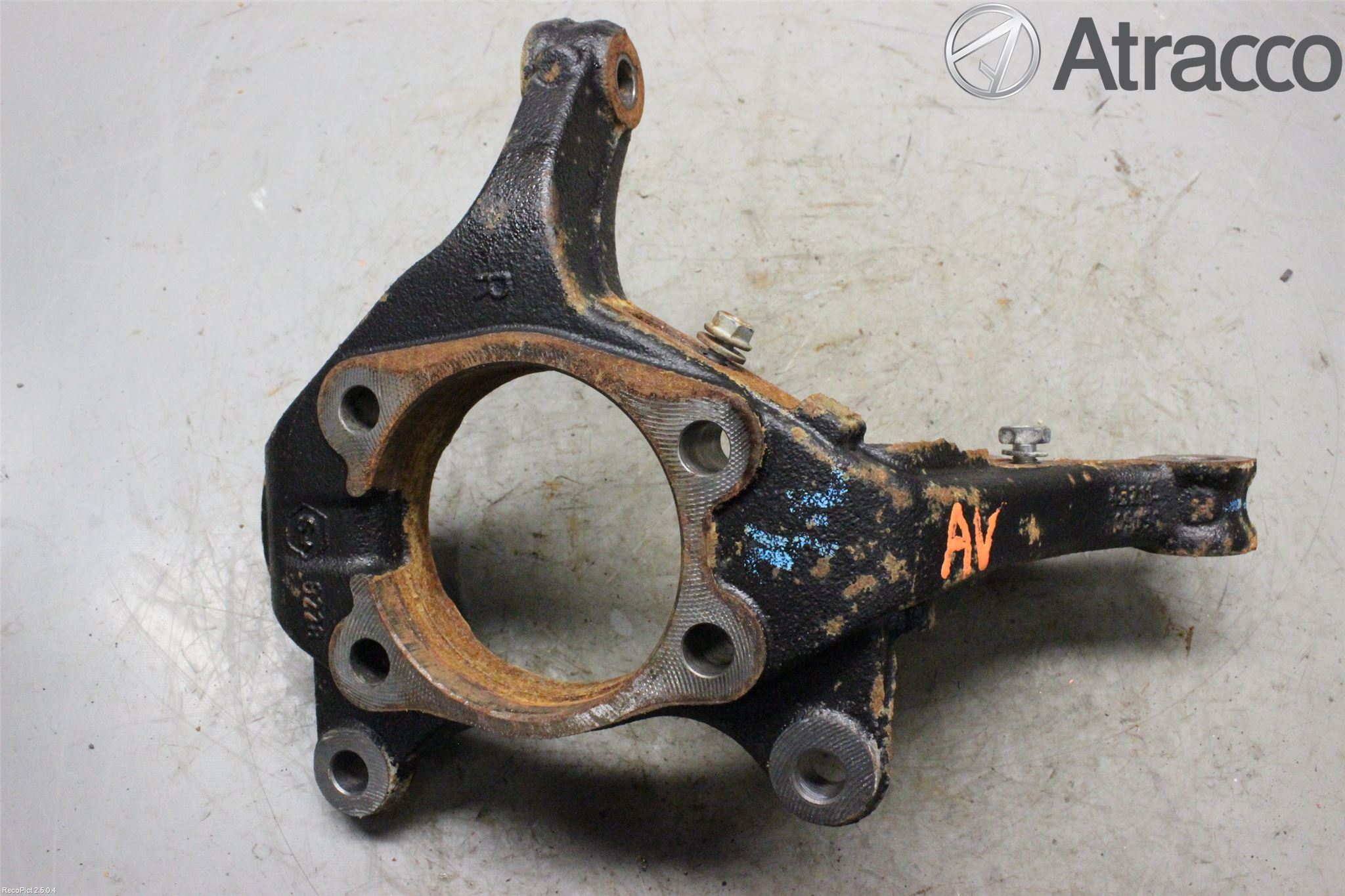 Toyota AURIS 13-19 Styrspindel Lagerhus Hö