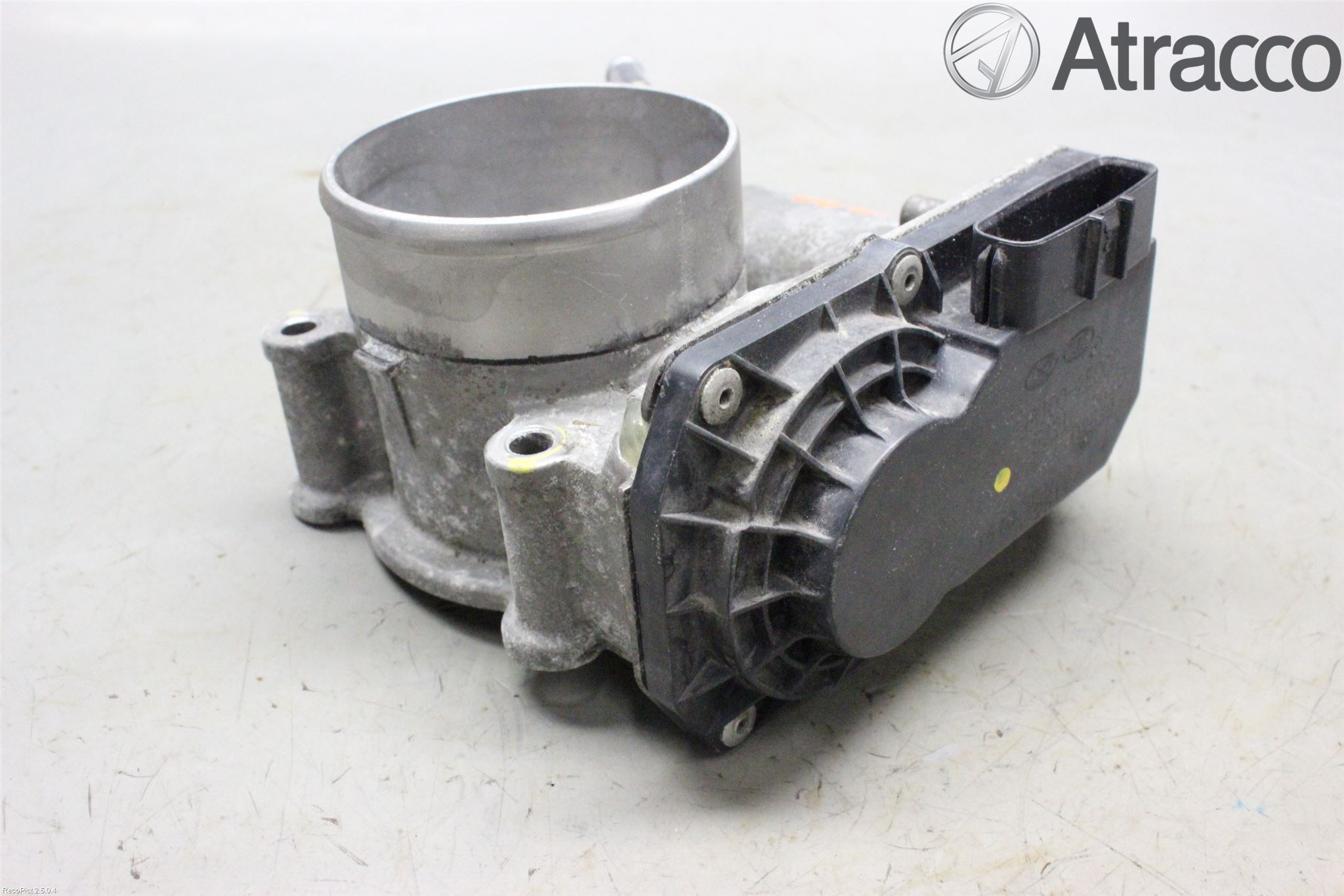 Hyundai i40 08-15 Injspjällhus