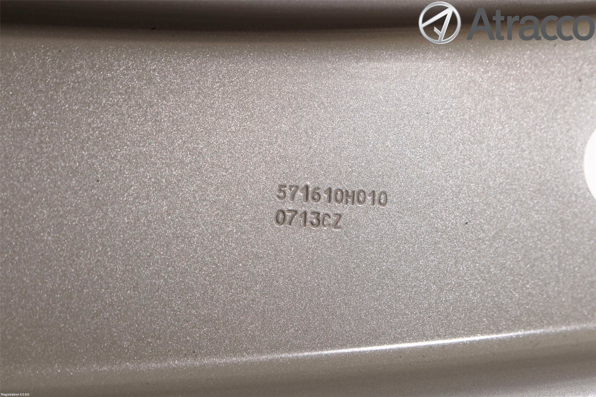 Toyota AYGO 06-14 Frontplåt Undre