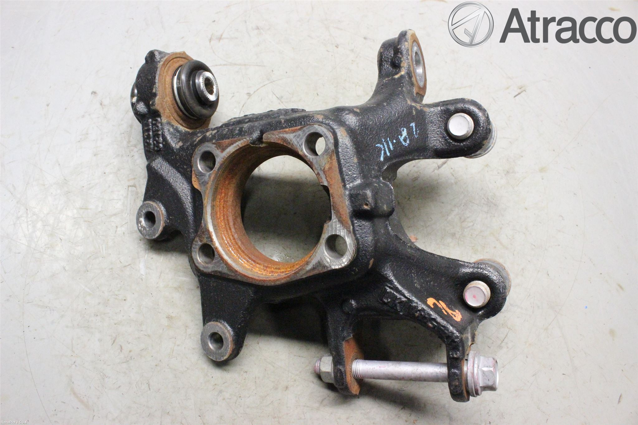 Toyota AURIS 13-19 Hjullagerhus-Spindel Vä B