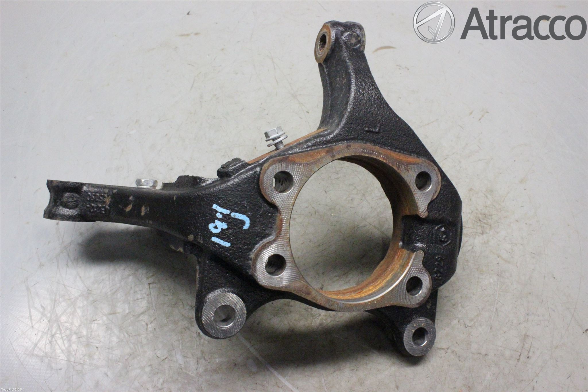 Toyota AURIS 13-19 Styrspindel Lagerhus Vä