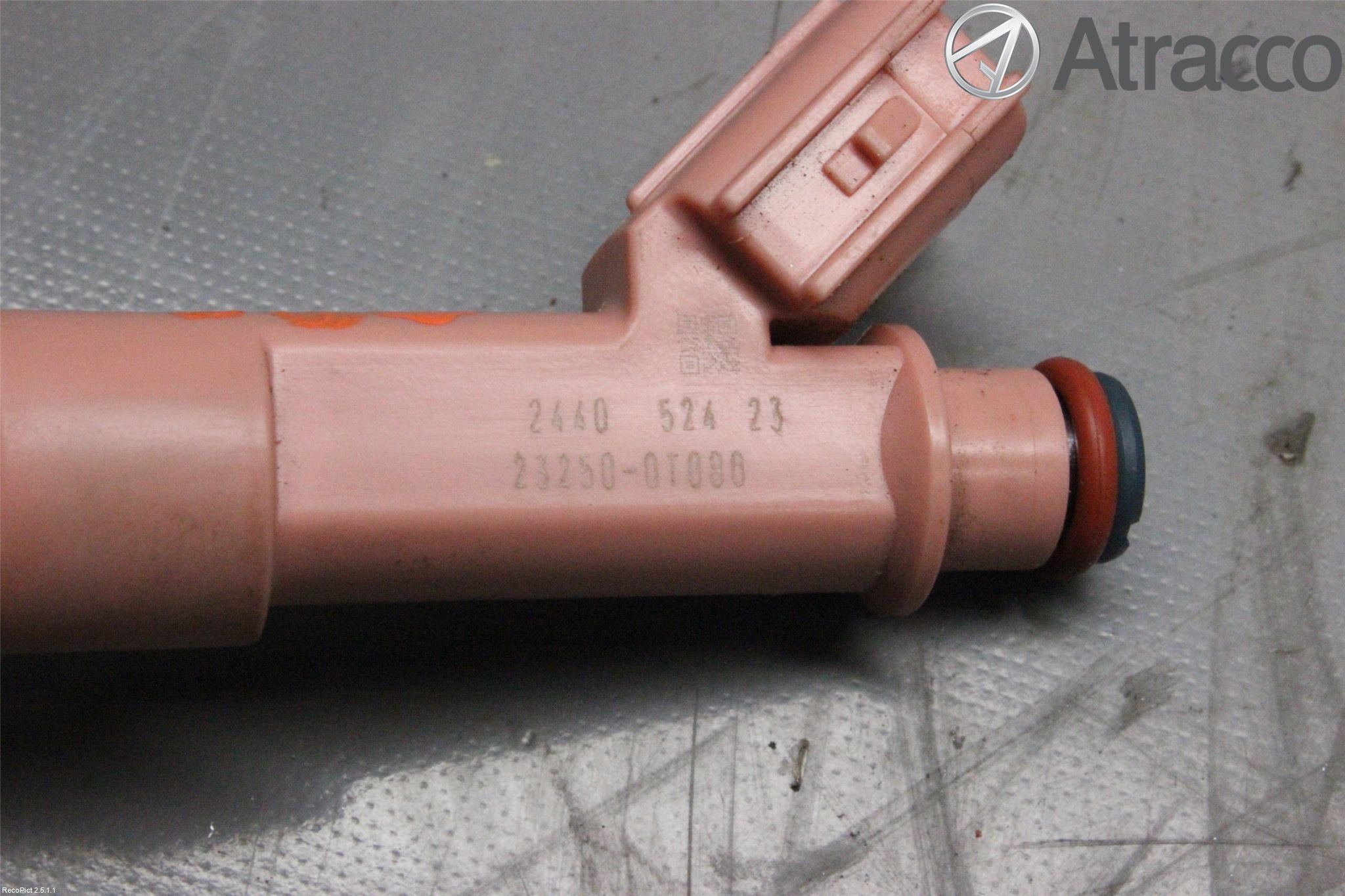 Toyota AVENSIS 09-15 Injspridare