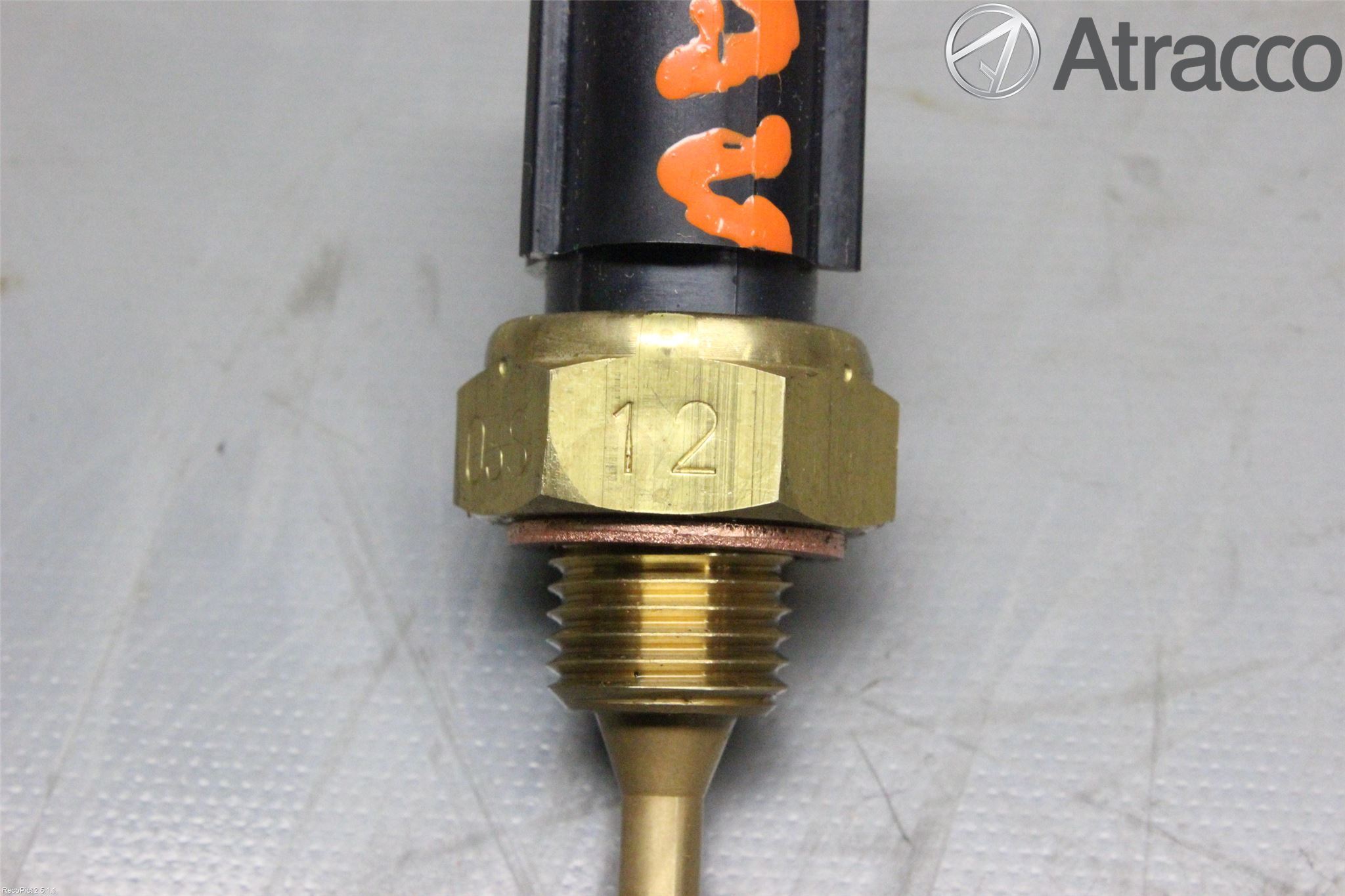 Toyota AVENSIS 09-15 Givare Temperatur Olja