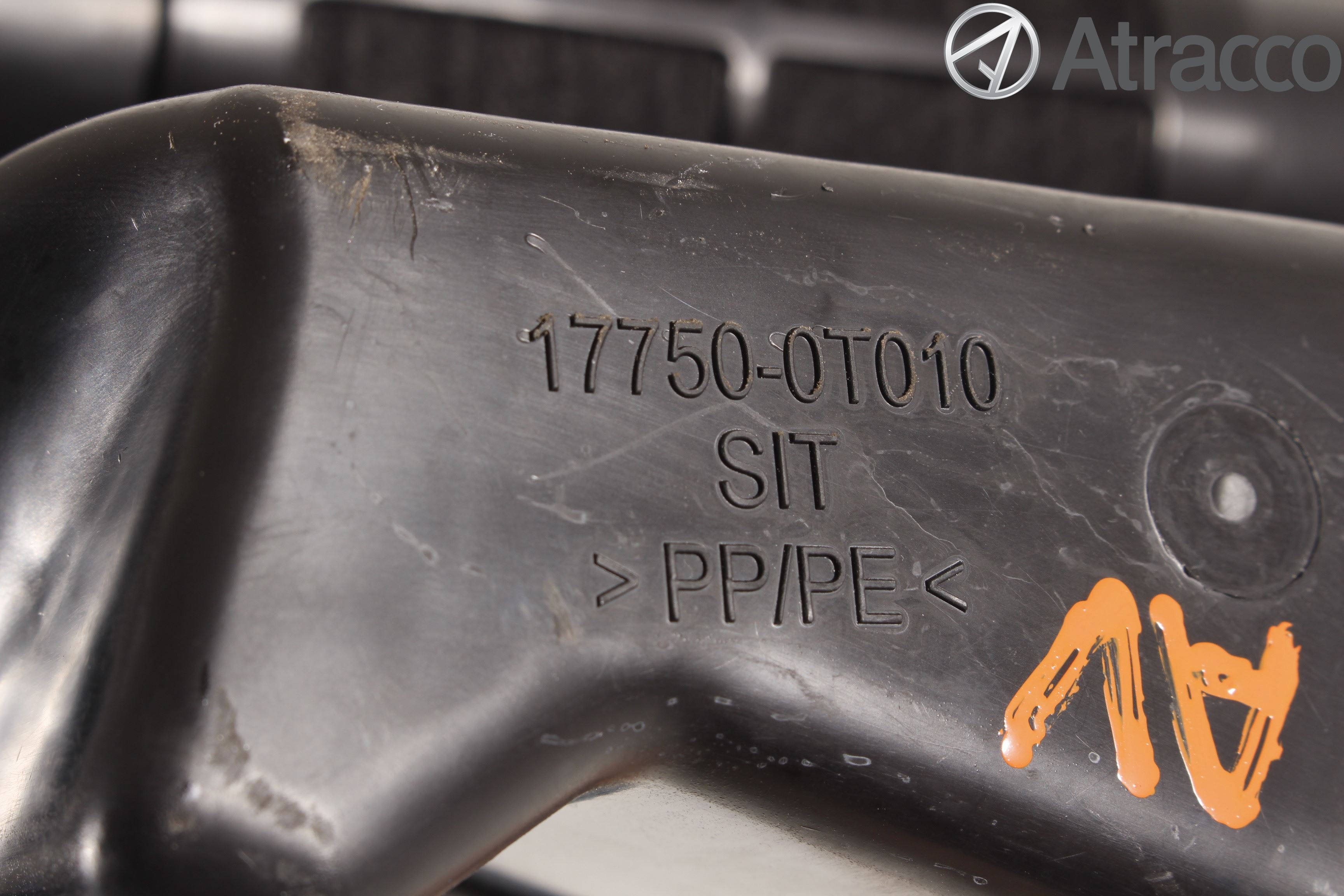 Toyota AURIS 13-19 Luftrenare