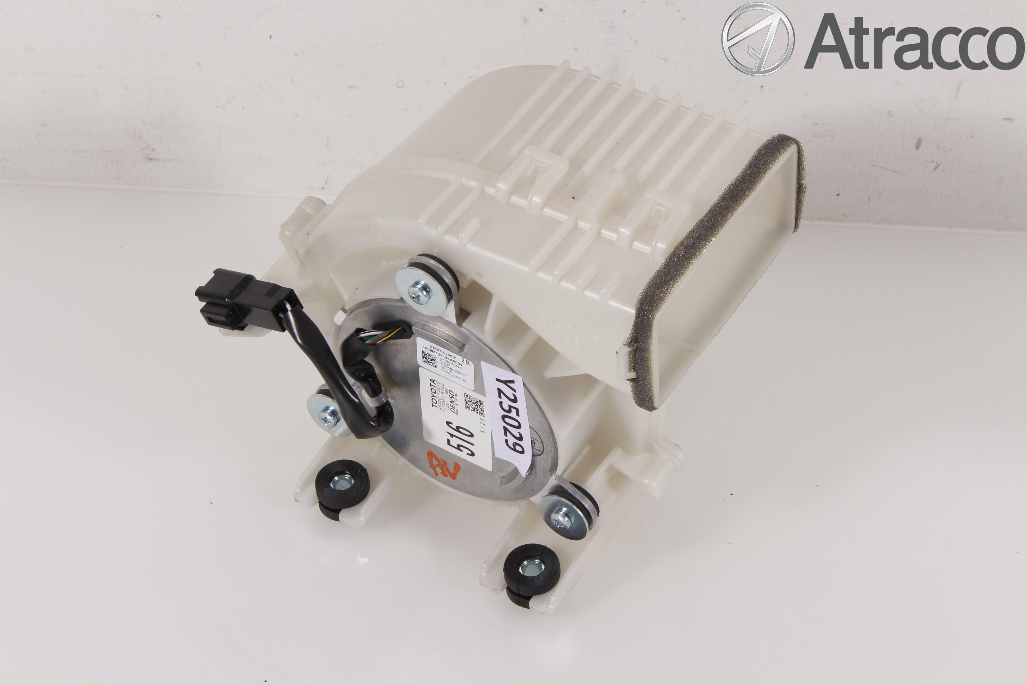 Toyota AURIS 13-19 Kylfläkt El