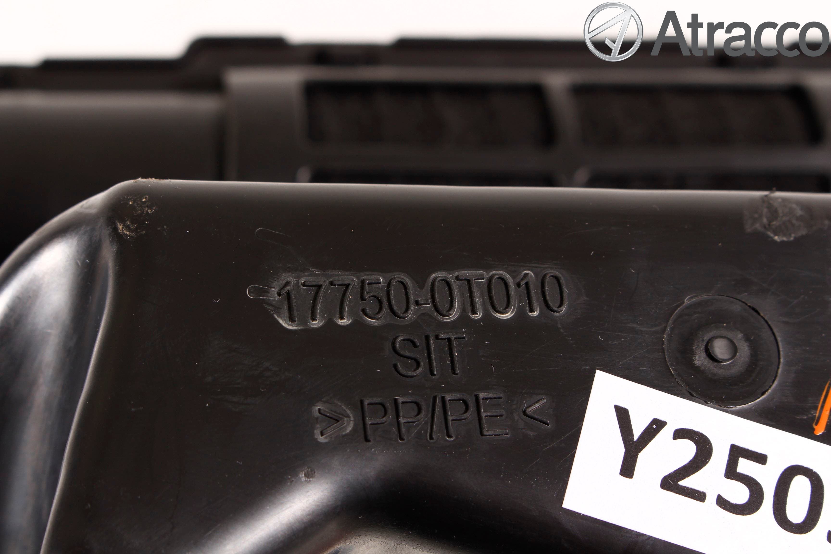 Toyota AURIS 13-19 Luftrenare