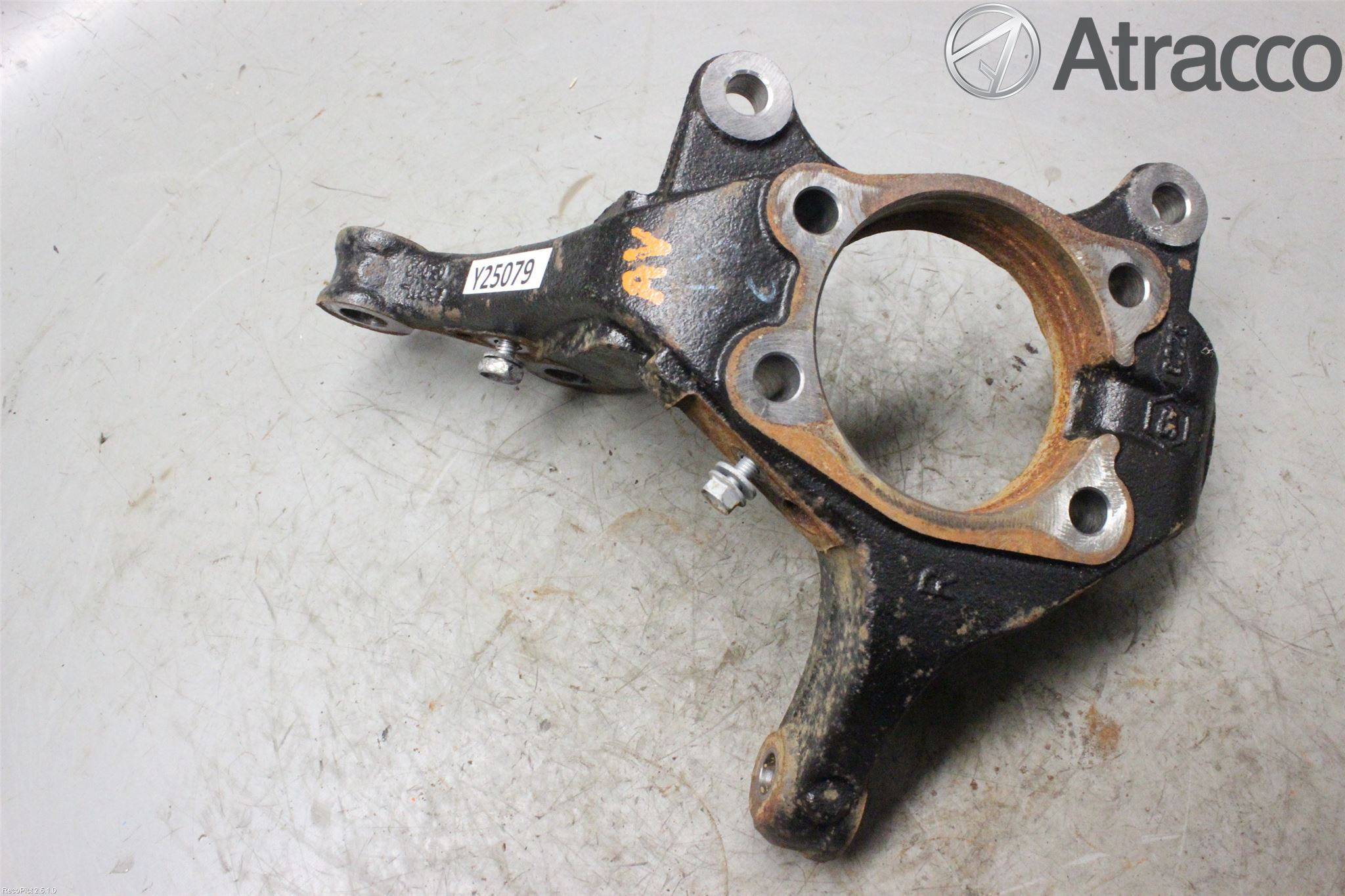 Toyota AURIS 13-19 Styrspindel Lagerhus Hö