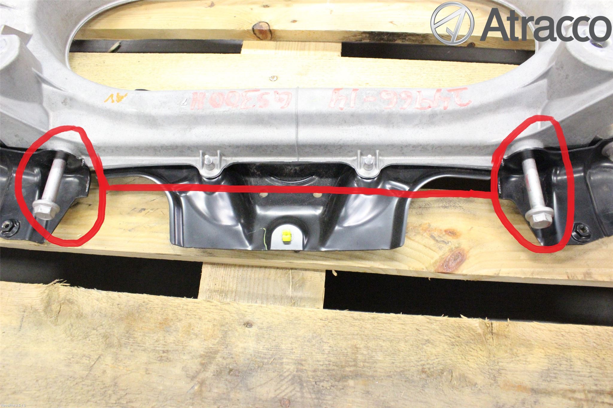 Lexus GS 300h/450h 13-20 Framvagnsbalk