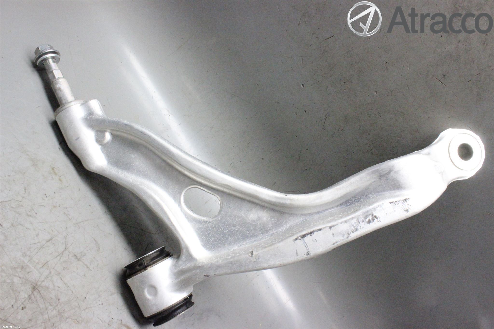 Lexus GS 300h/450h 13-20 Bärarm Fram Undre Hö