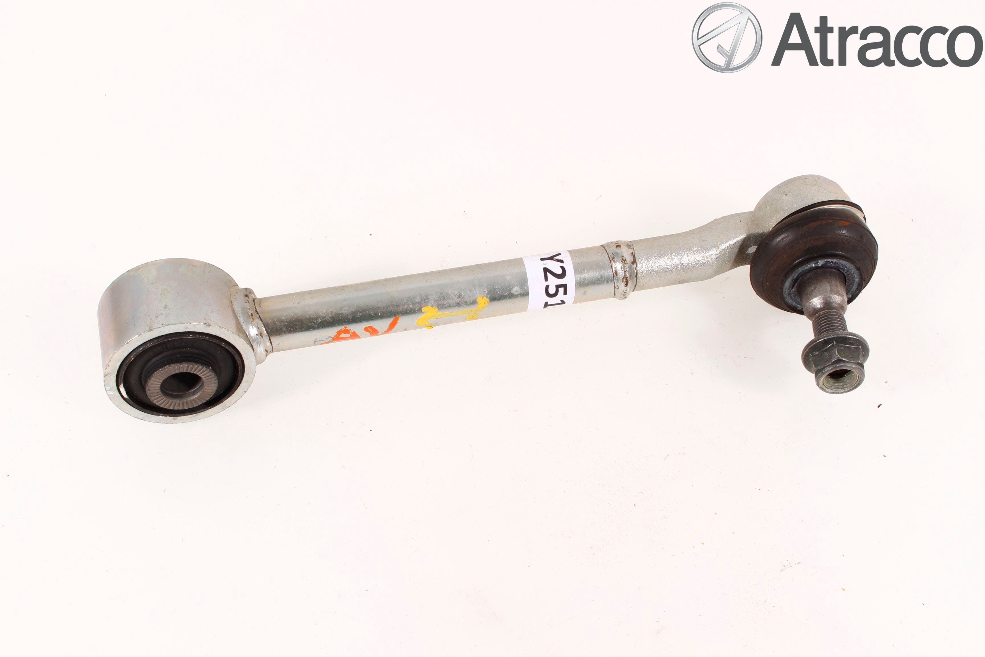 Toyota AURIS 13-19 Bärarm Bak Höger