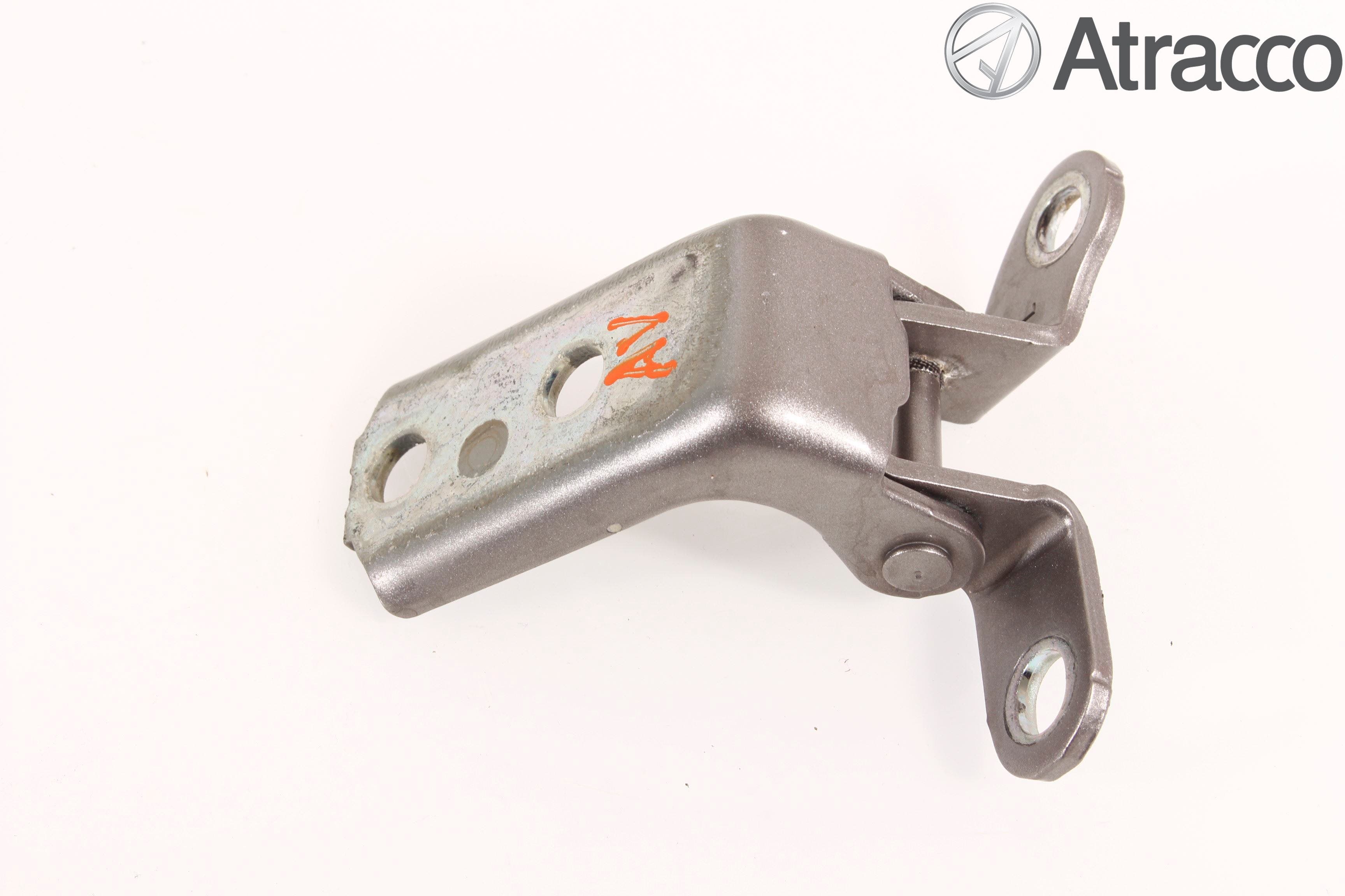 Toyota AURIS 13-19 Dörrgångjärn