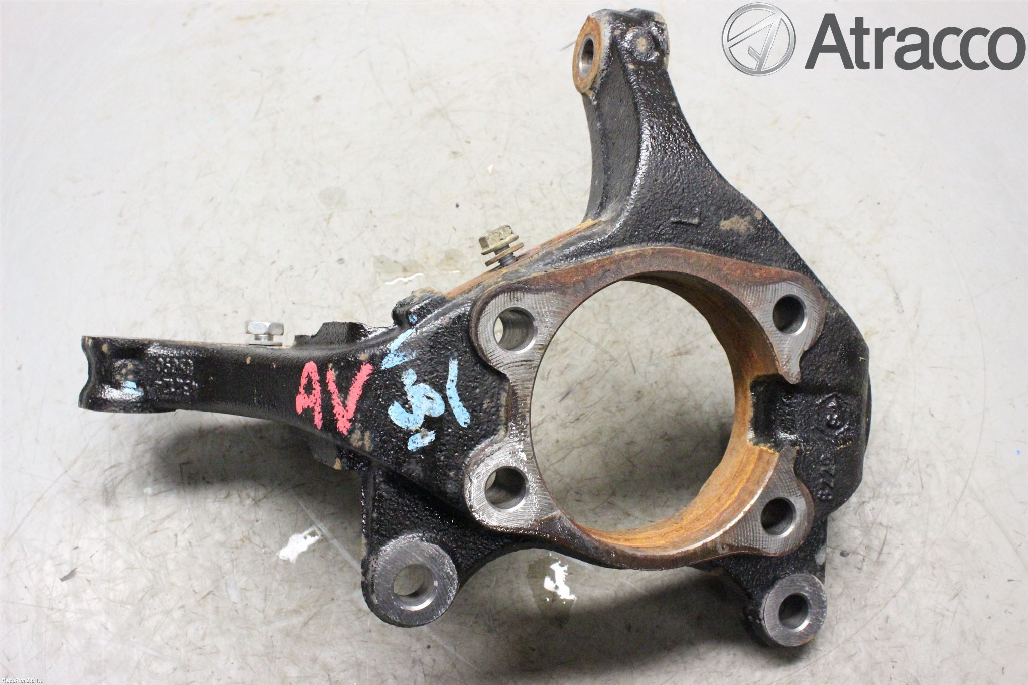 Toyota AURIS 13-19 Styrspindel Lagerhus Vä