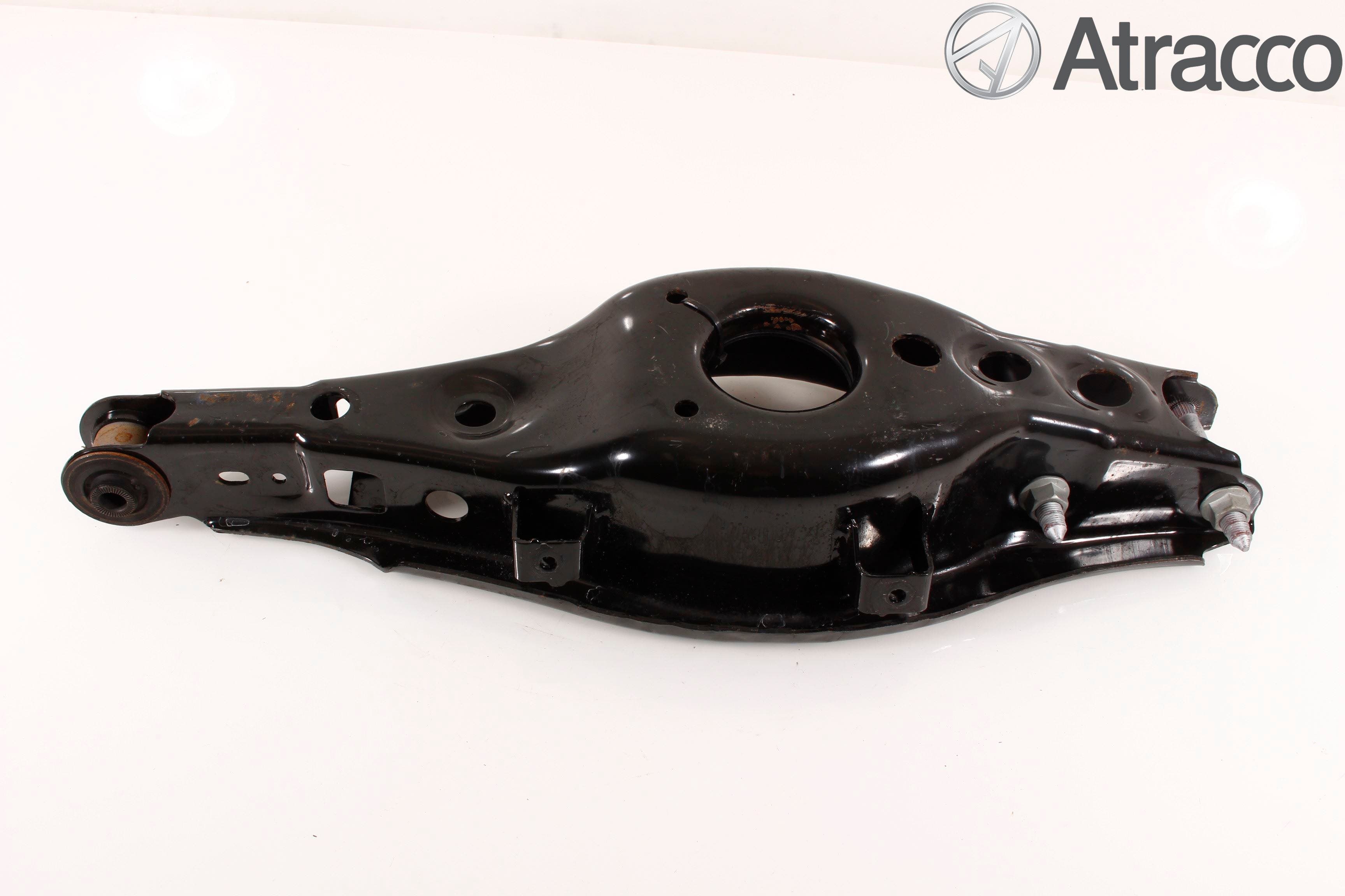 Toyota AURIS 13-19 Bärarm Bak Höger