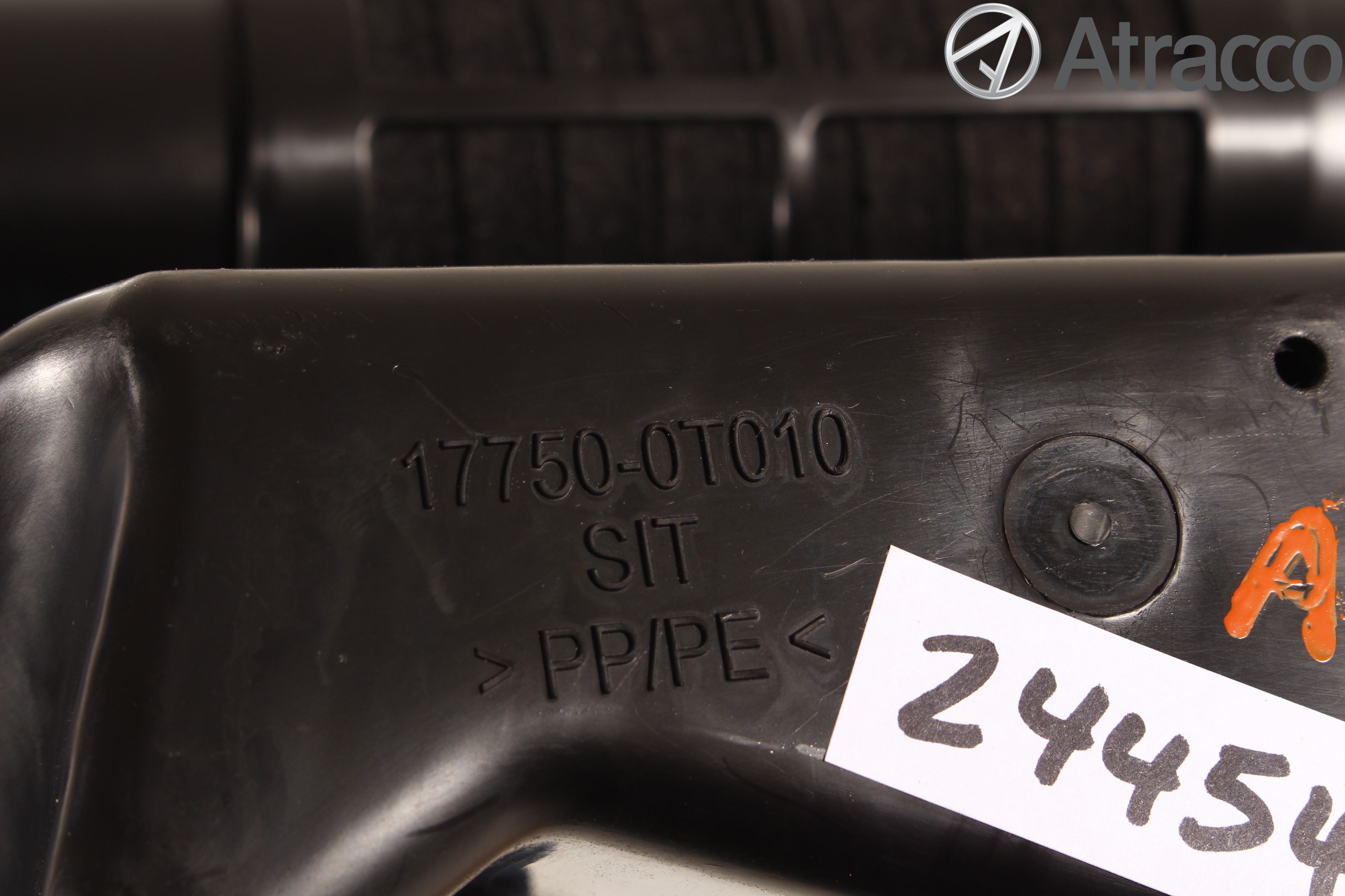 Toyota AURIS 13-19 Luftrenare