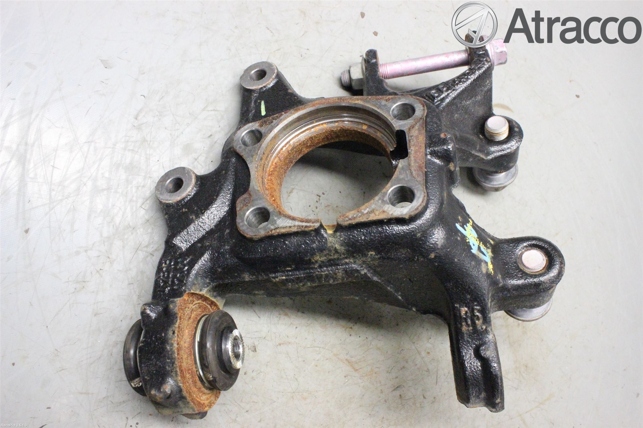 Toyota AURIS 13-19 Hjullagerhus-Spindel Hö B